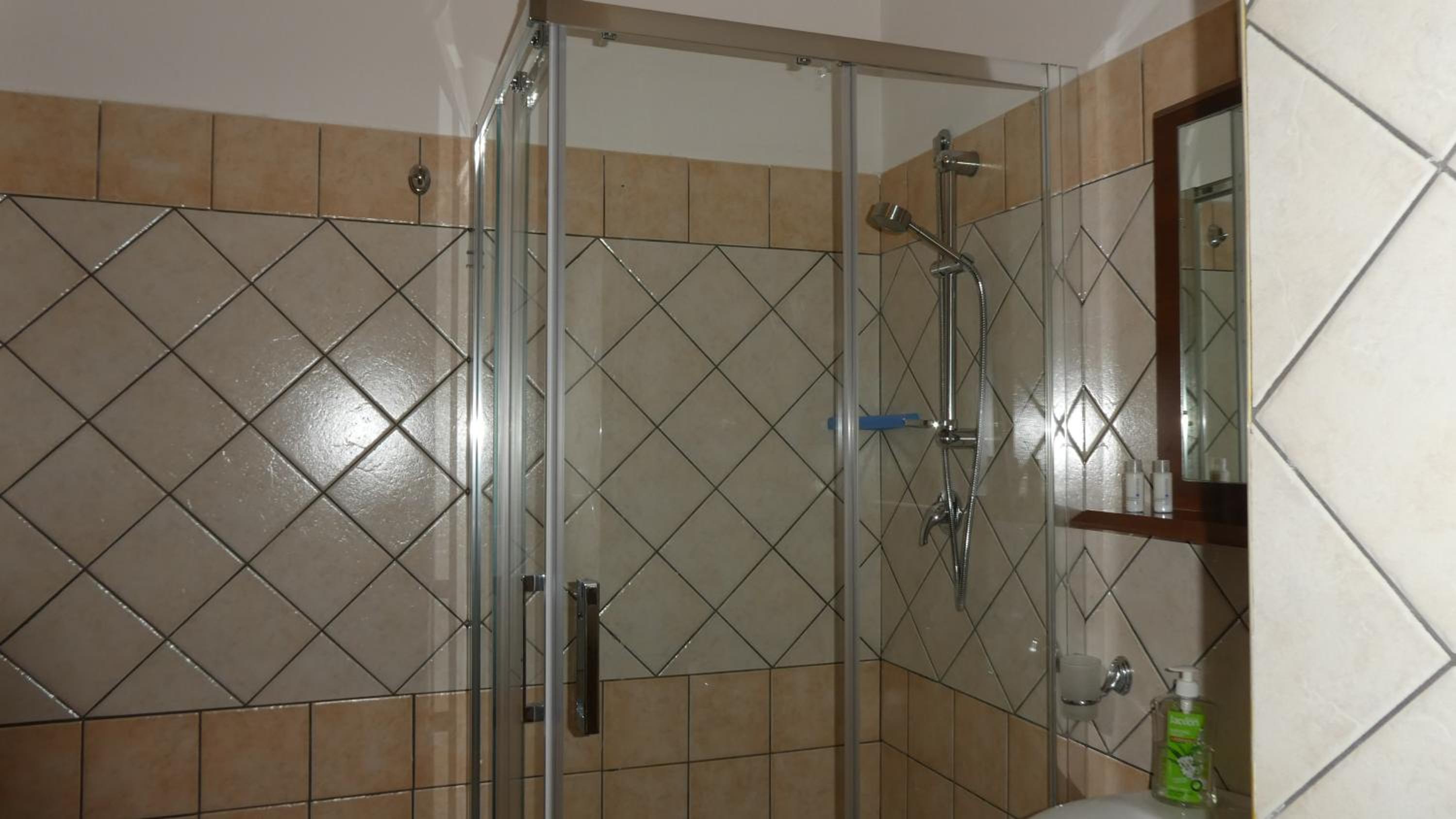 Triple Room - Photo 14