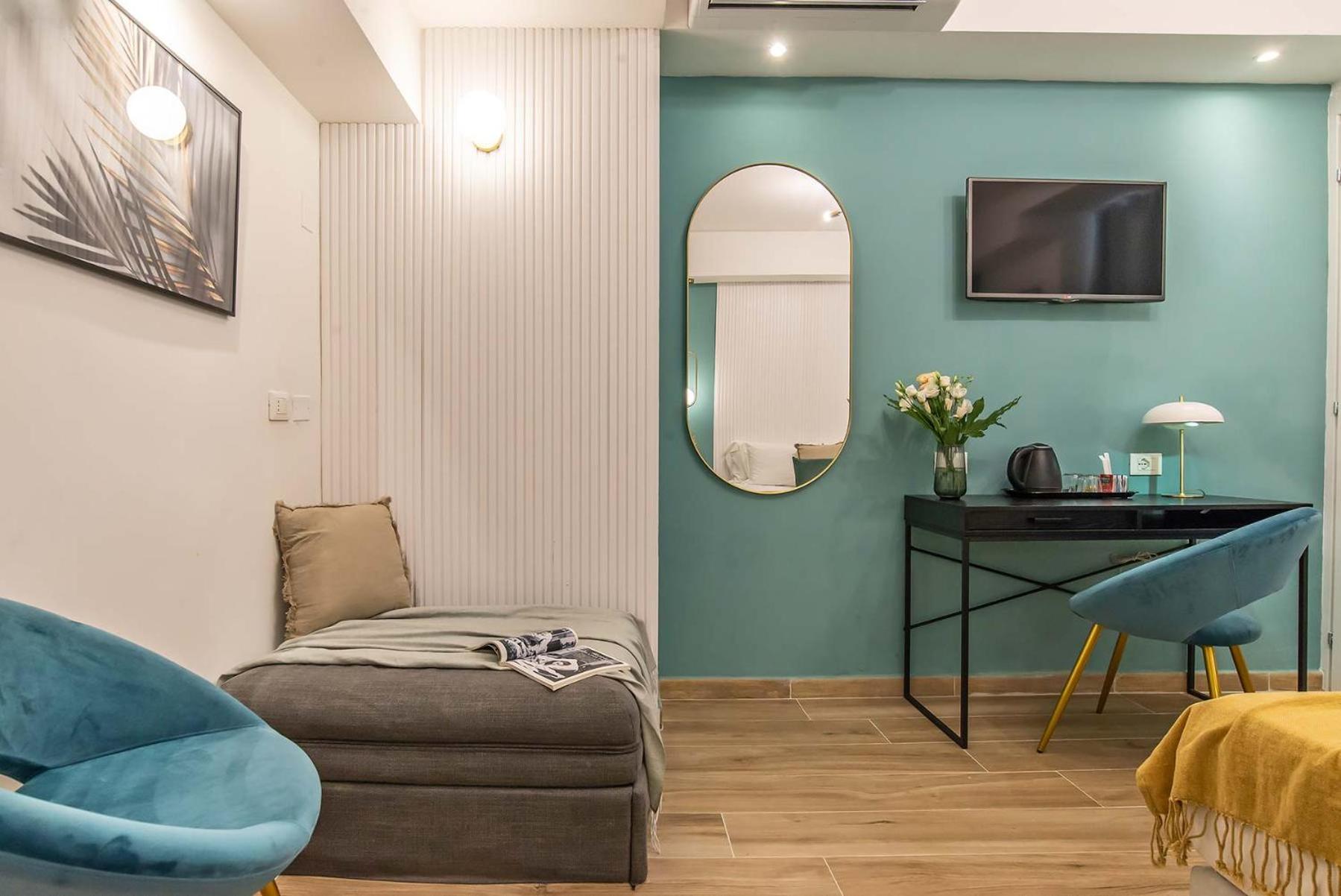 Budget Double Room - Basement photo 3