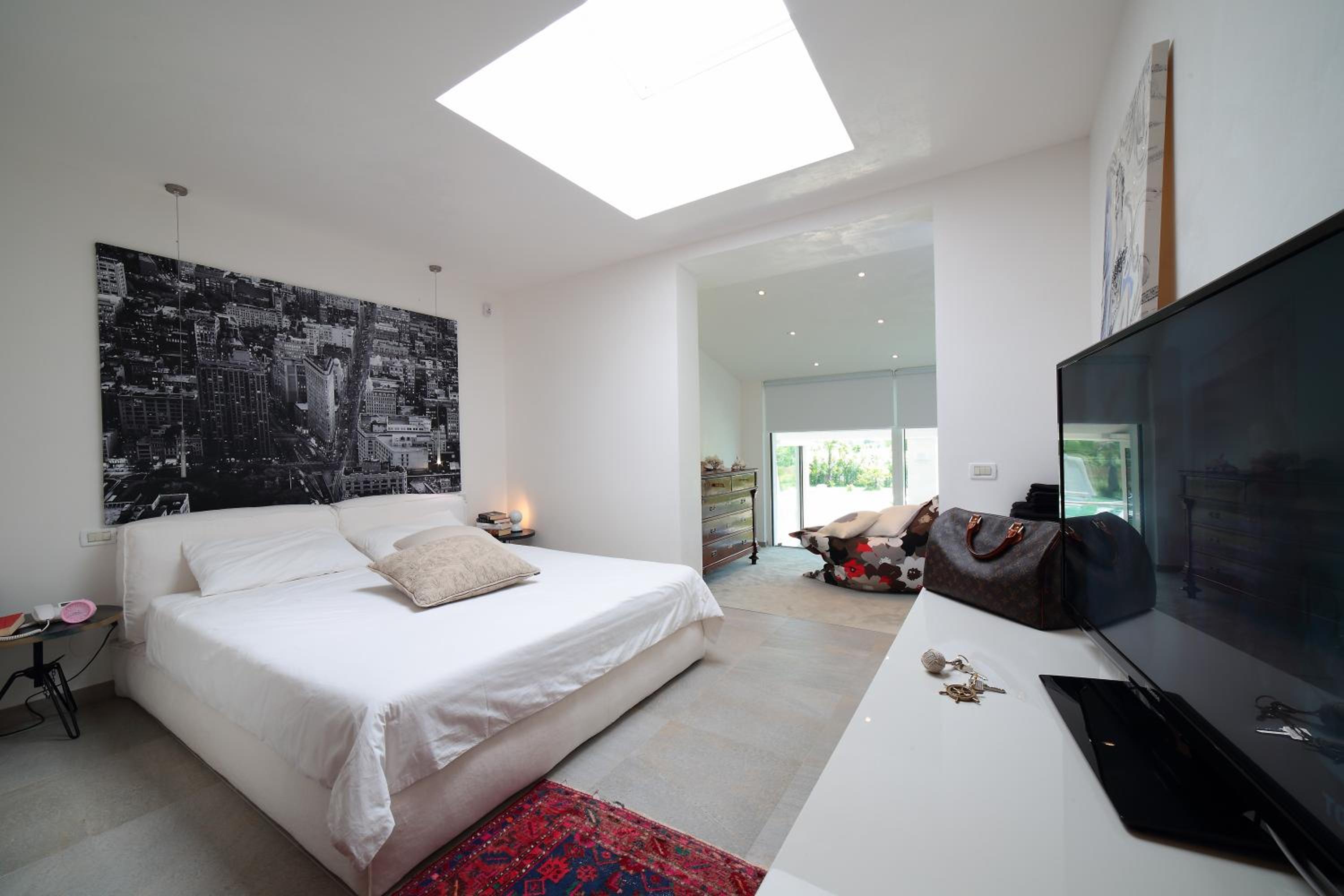 King Suite with Spa Bath photo 1