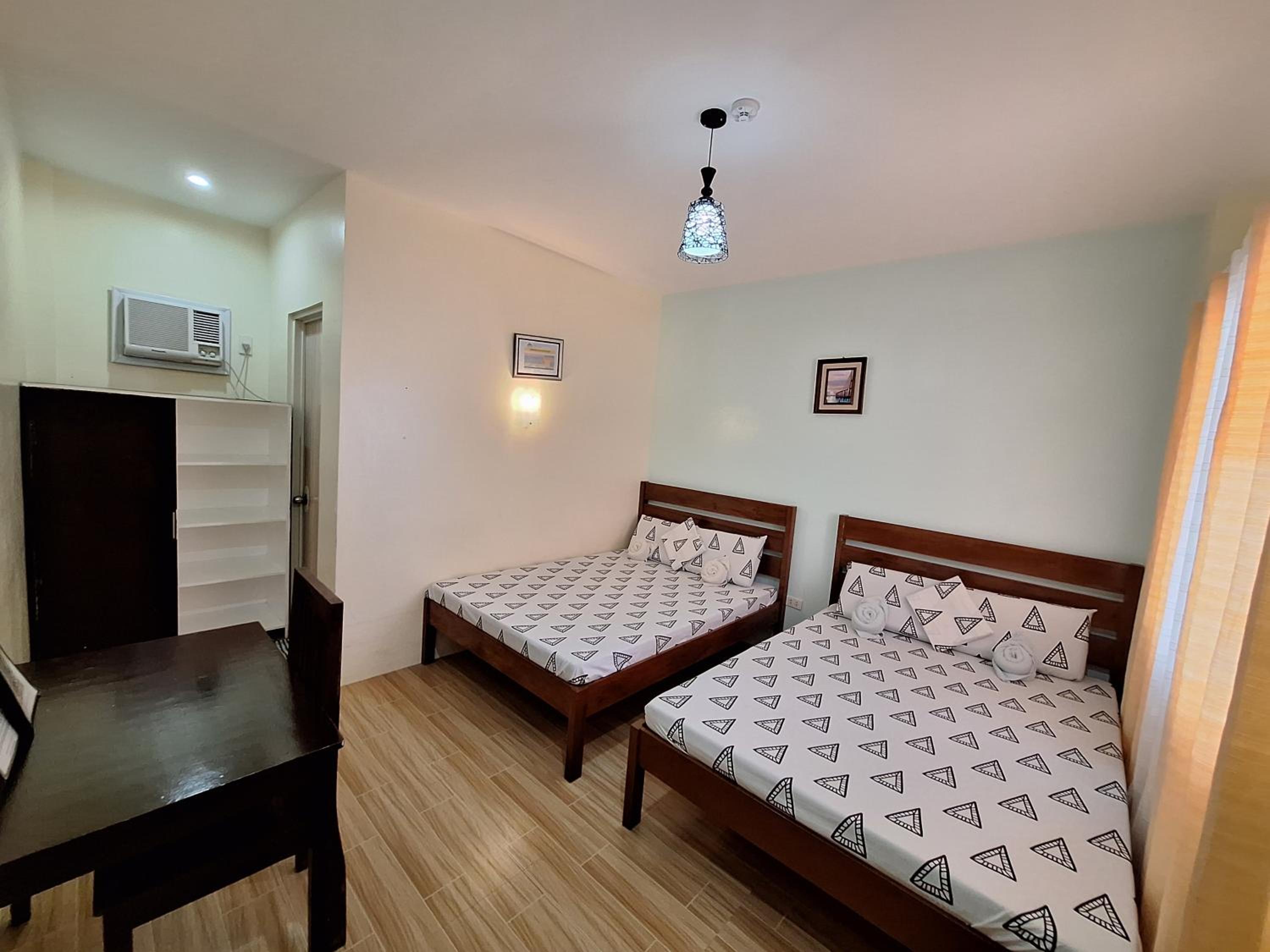 Quadruple Room with Sea View photo 3