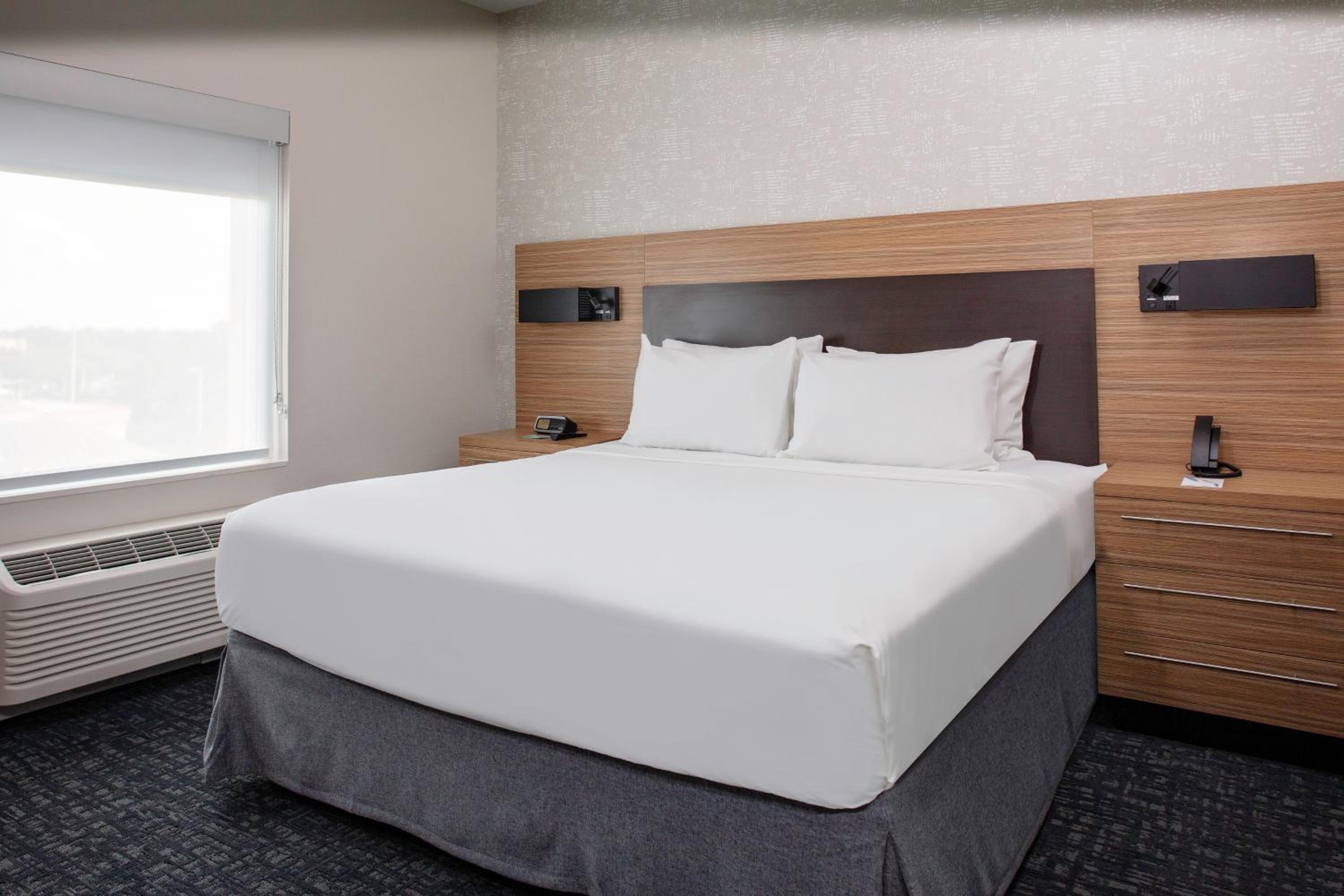 One-Bedroom Queen Suite with Sofa Bed
