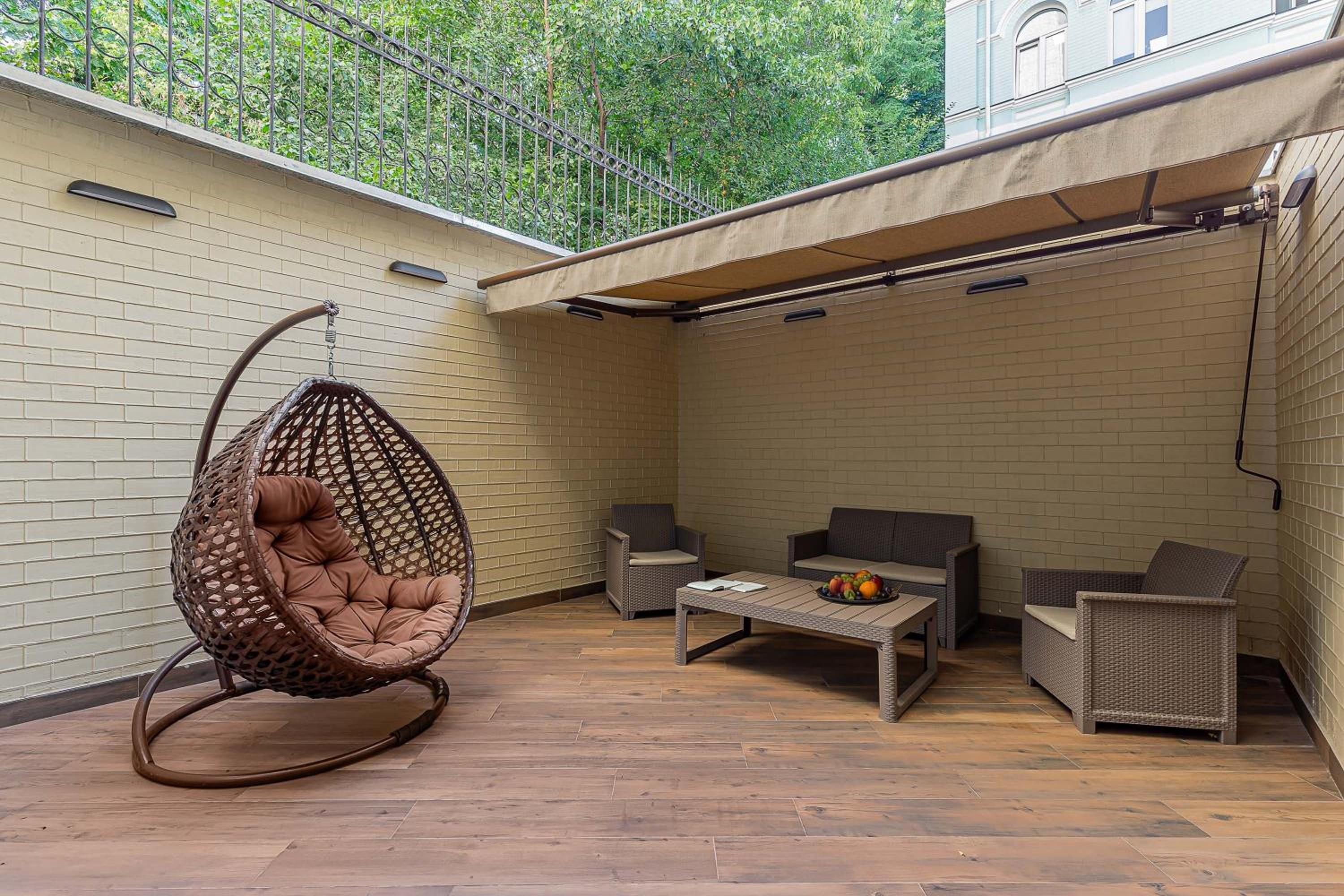 Double Room with Patio photo 3