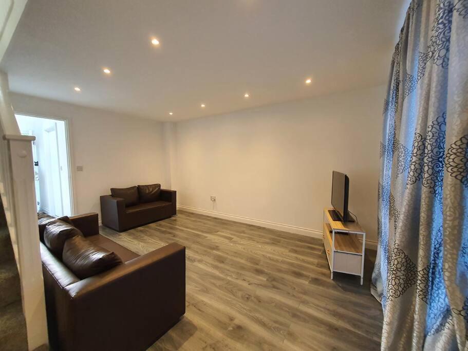 Two-Bedroom House photo 1