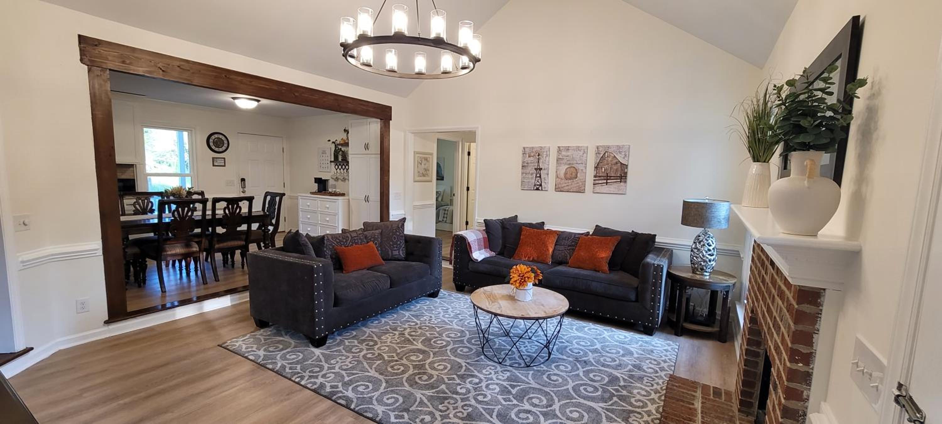 Three-Bedroom House photo 1