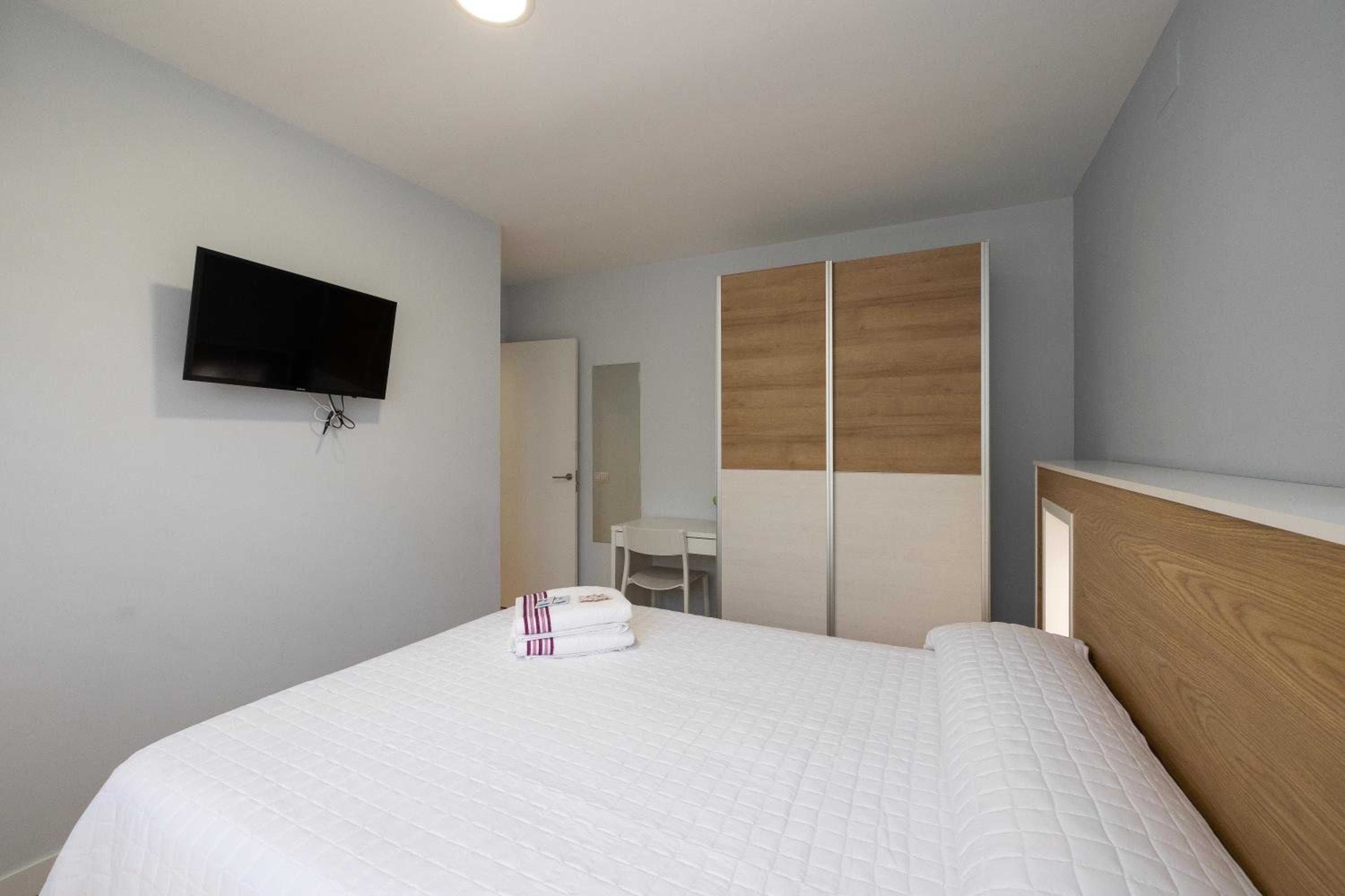 One-Bedroom Apartment - (4 Adults)