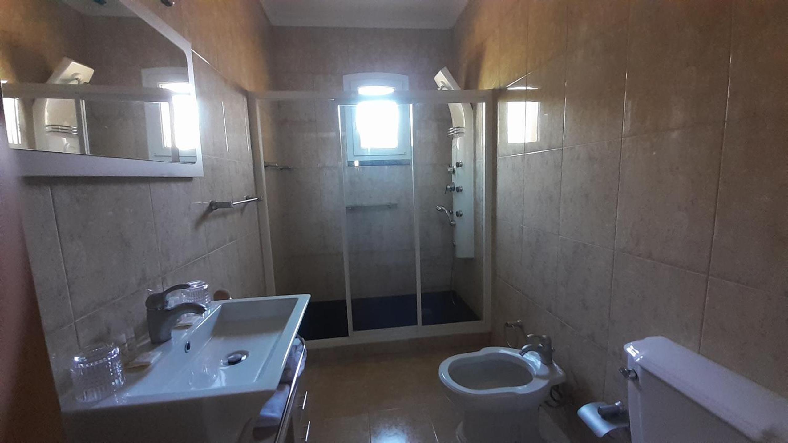 Double Room - Photo 6