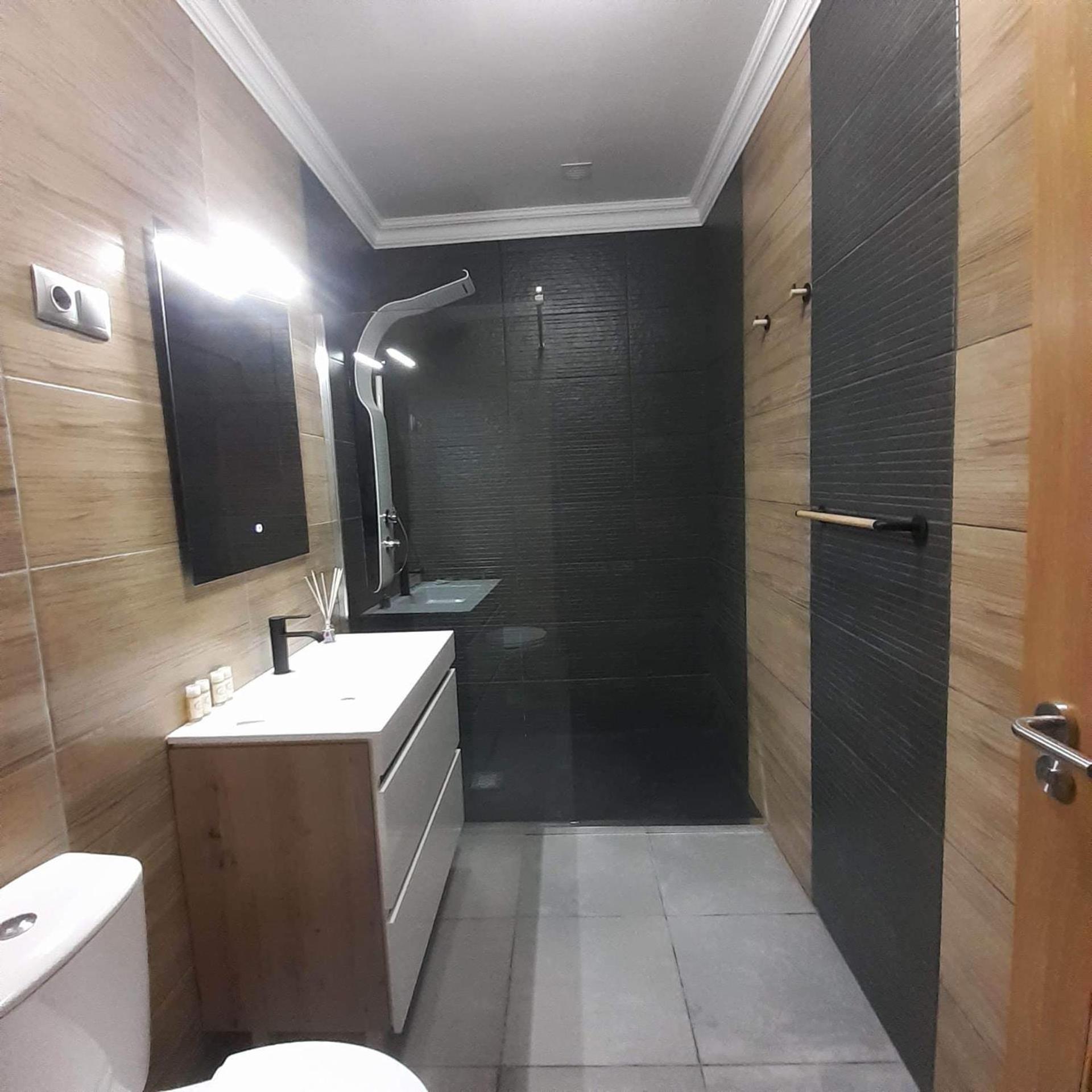 Double Room - Photo 5