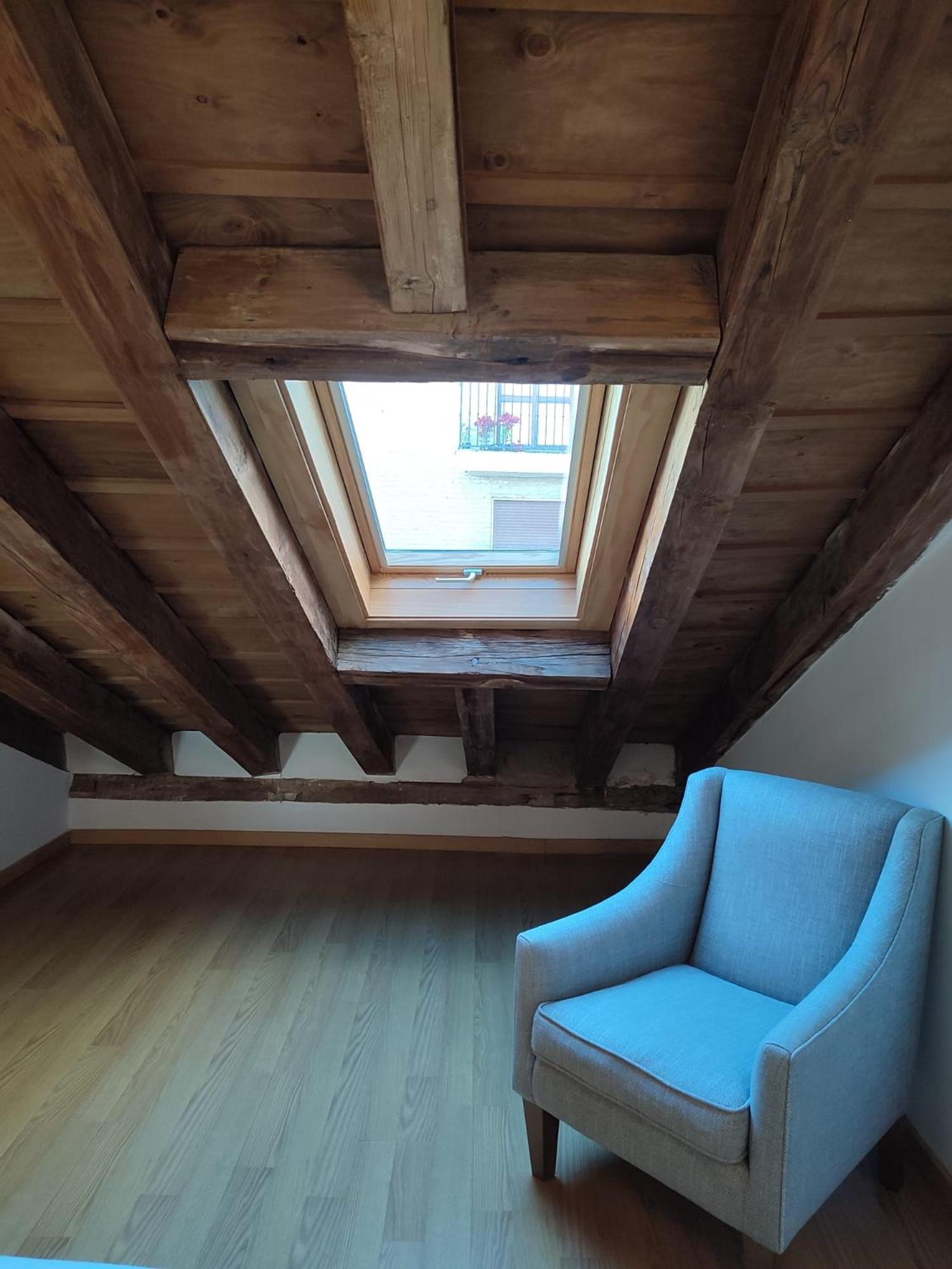 Double or Twin Room - Photo 15