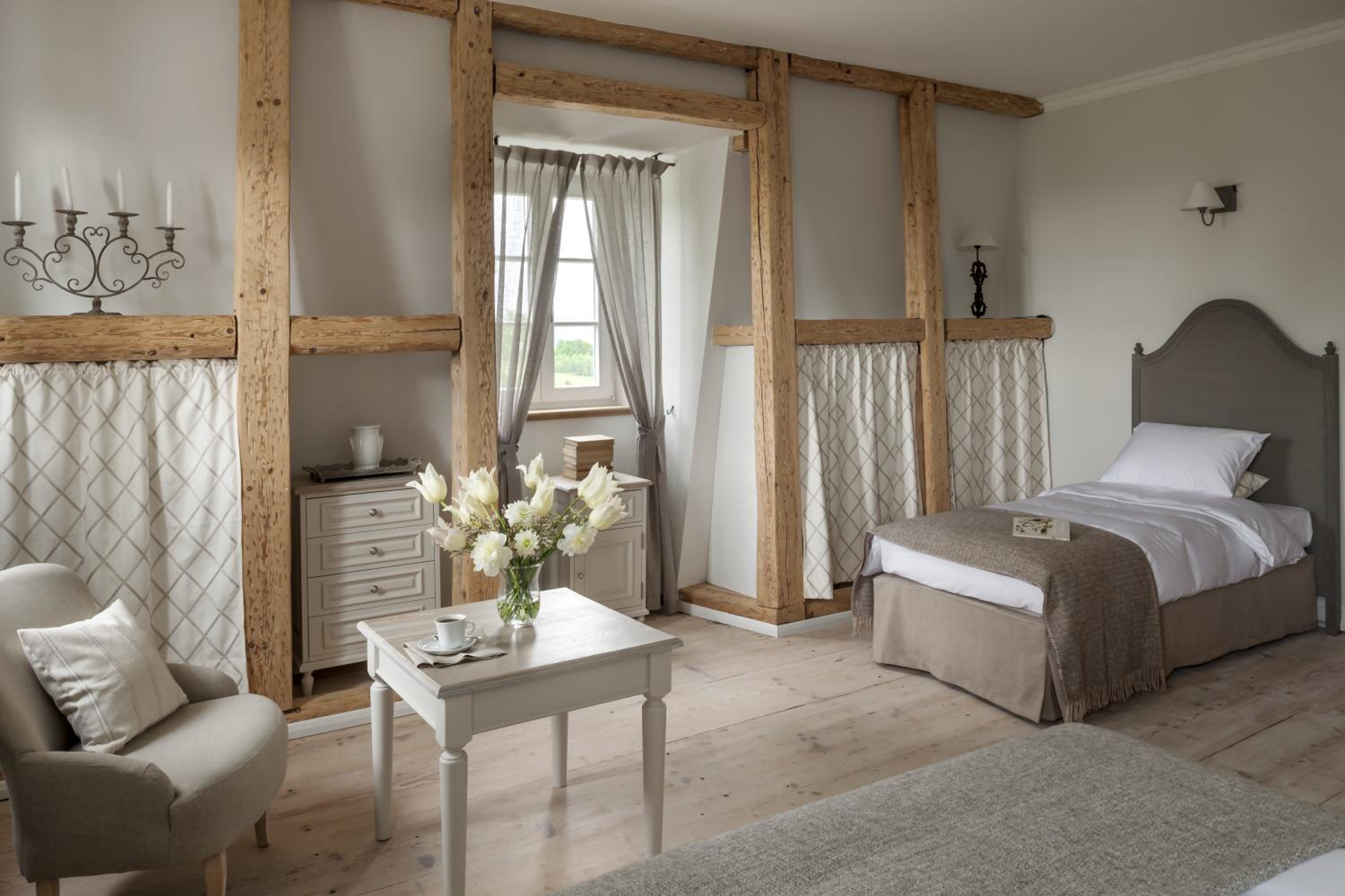 Deluxe Double Room with Mountain View - Photo 1
