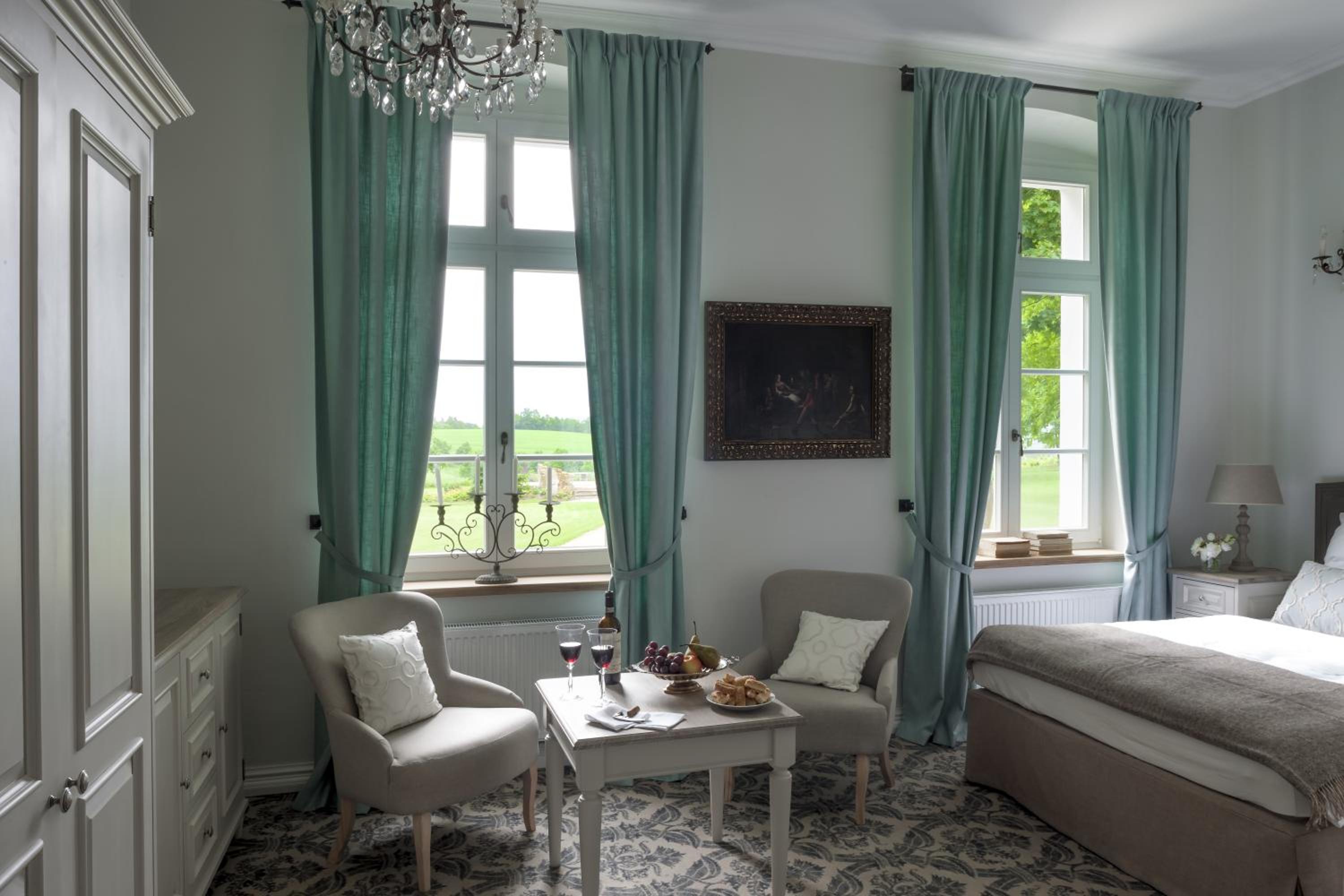 Superior Double Room with Garden View - Photo 4