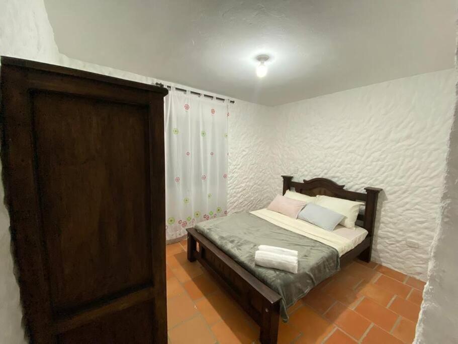 Four-Bedroom House photo 1