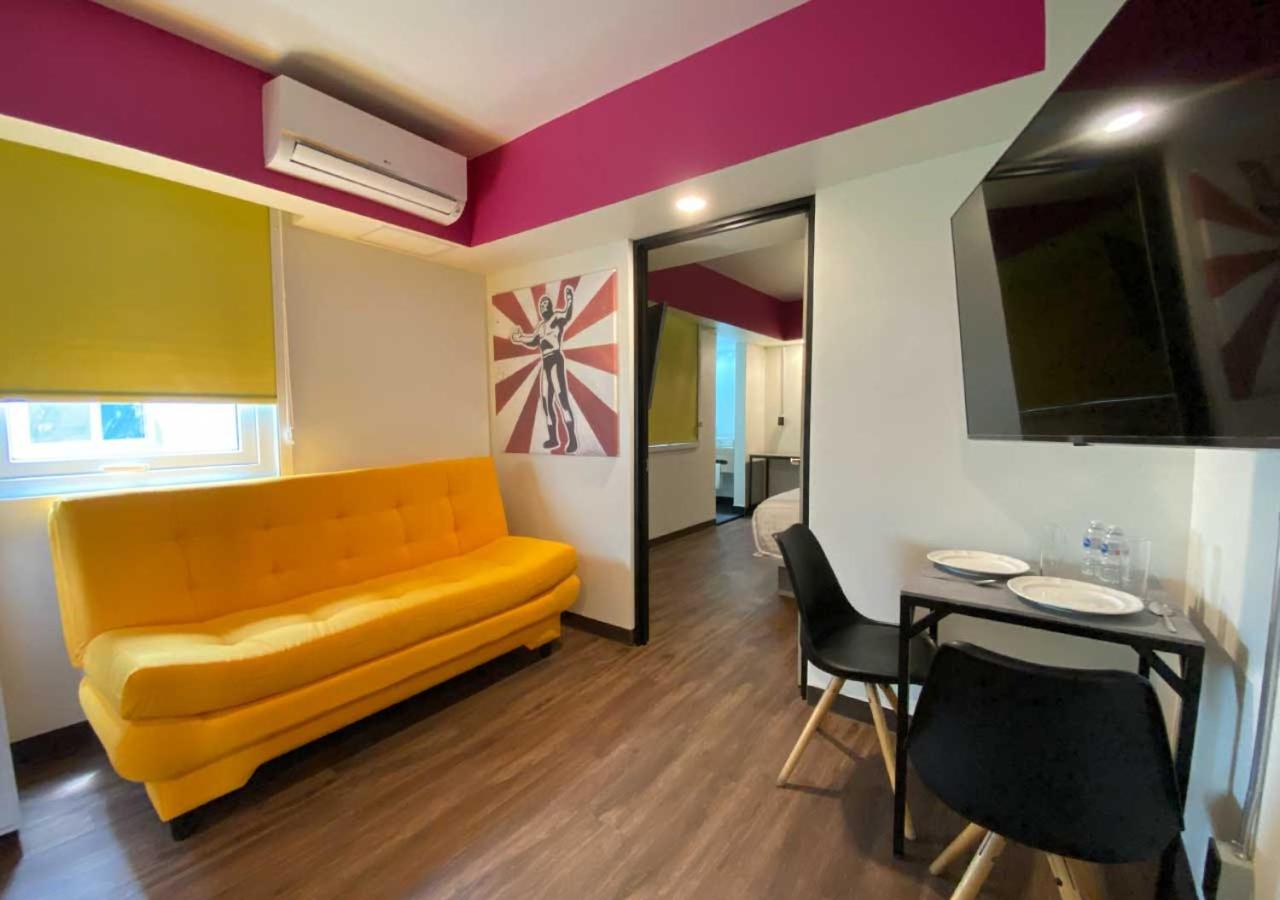Superior King Suite with Sofa Bed - Non-Smoking - Photo 2