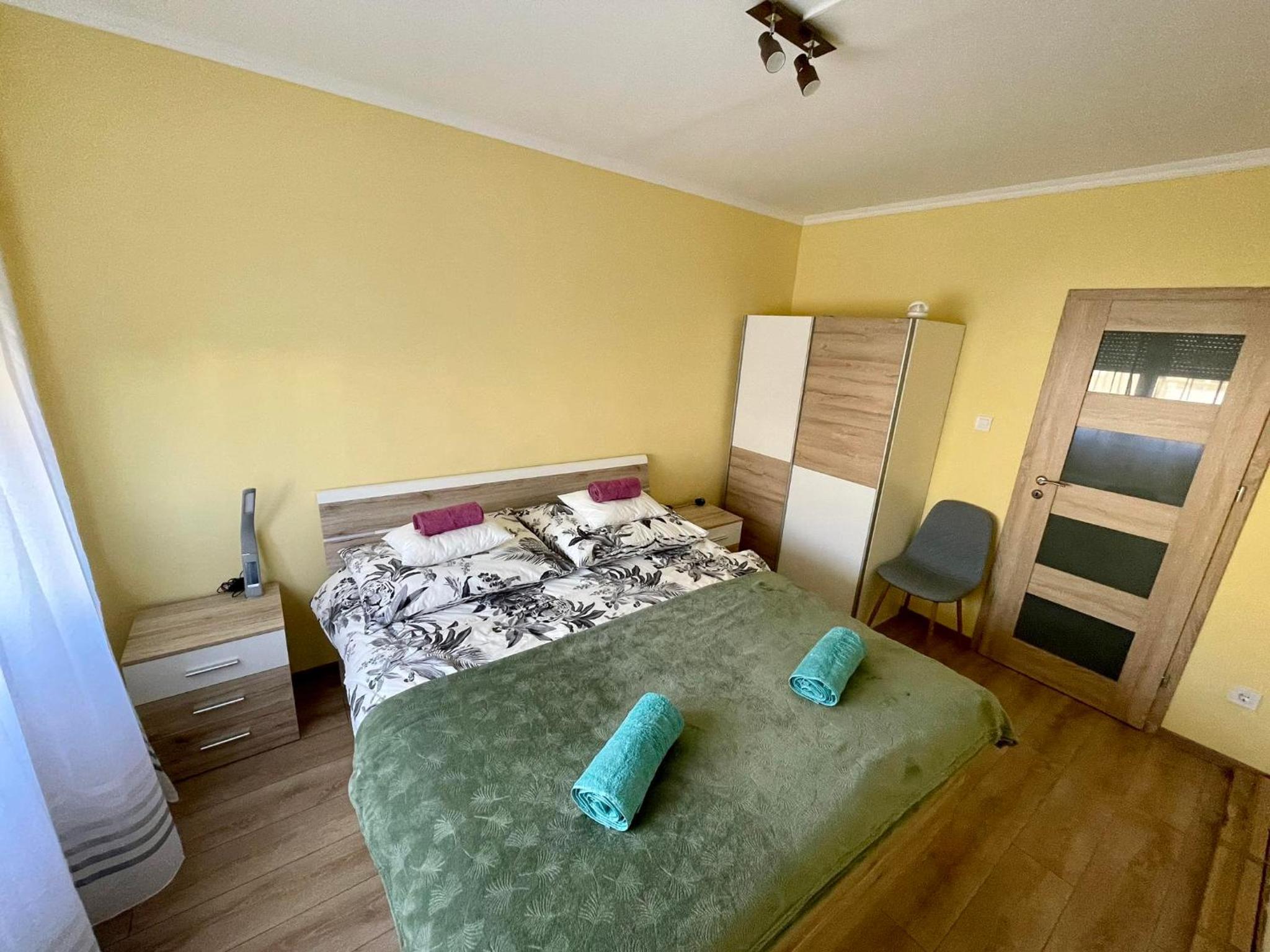Apartment with Lake View photo 1