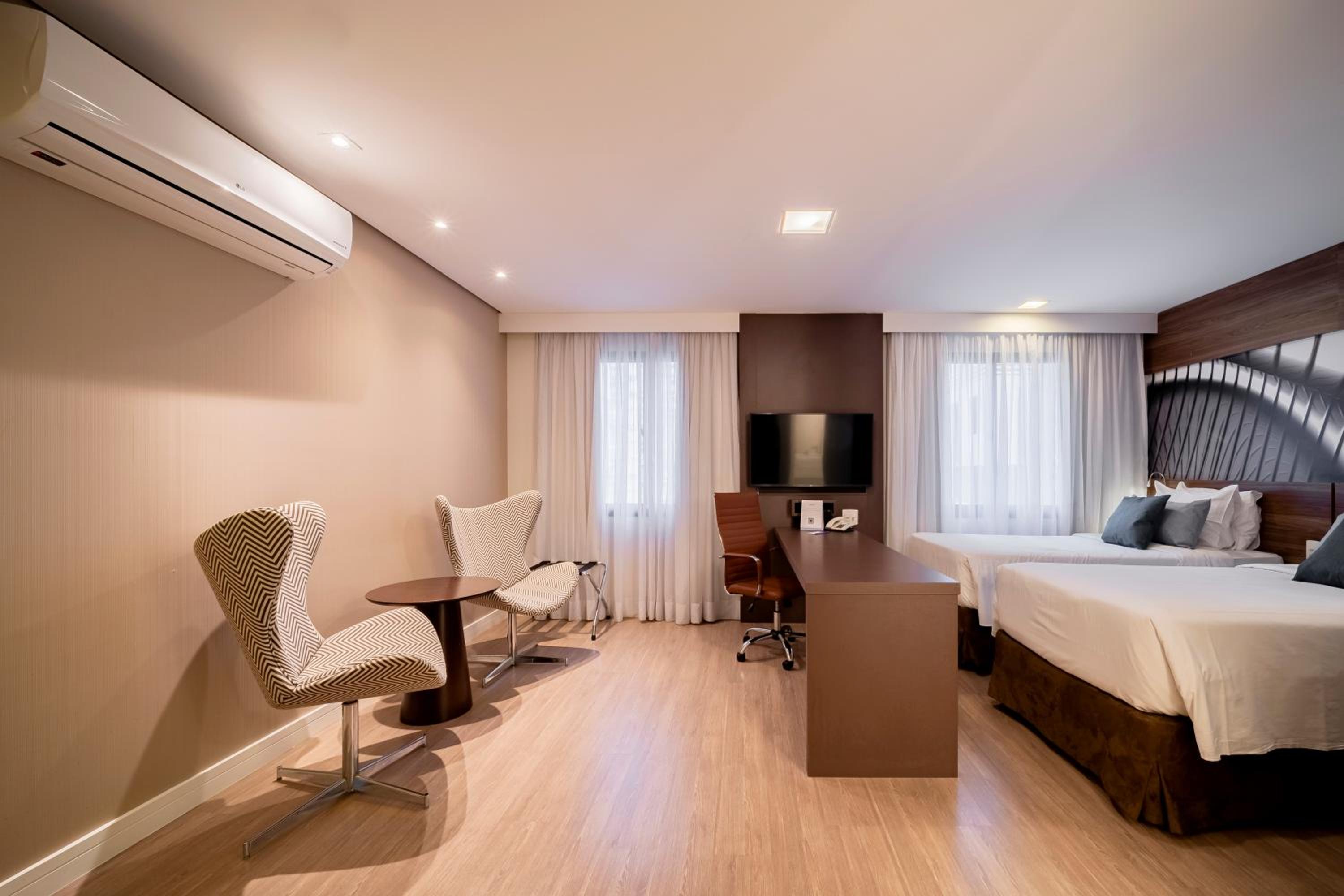 Superior Twin Room - Photo 8