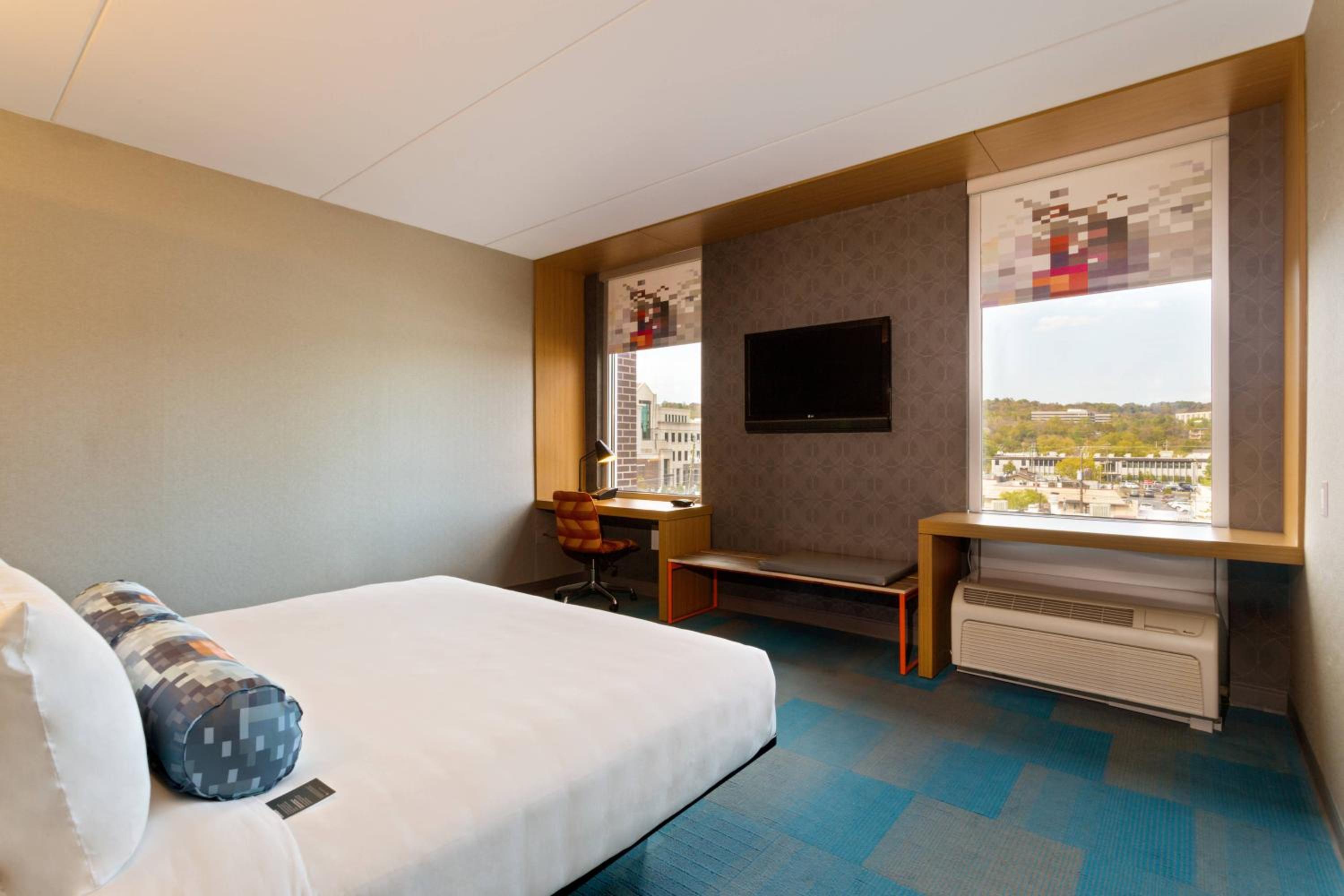 King Room - Hearing Accessible - Photo 3