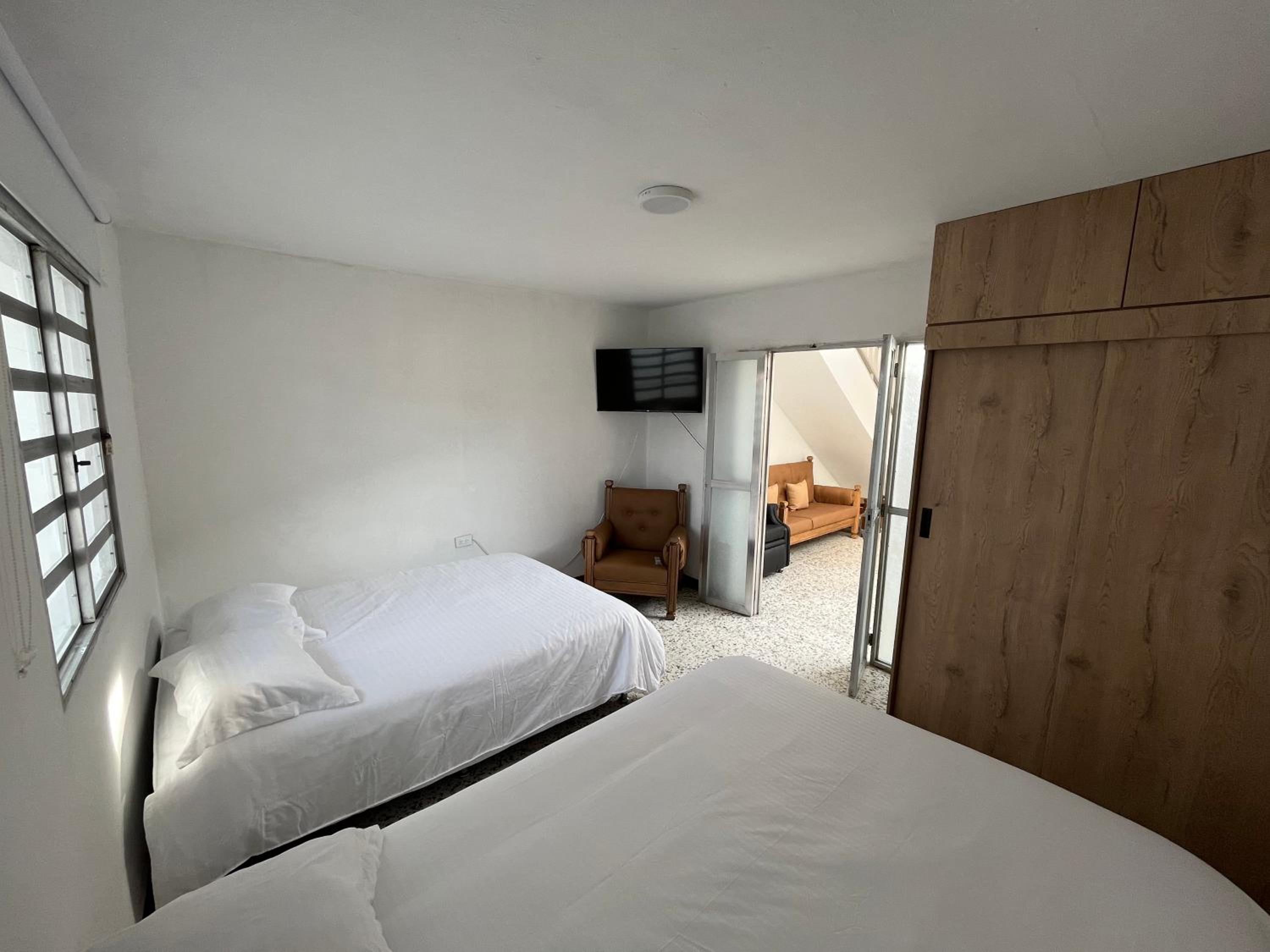 Double Room with Two Double Beds photo 1