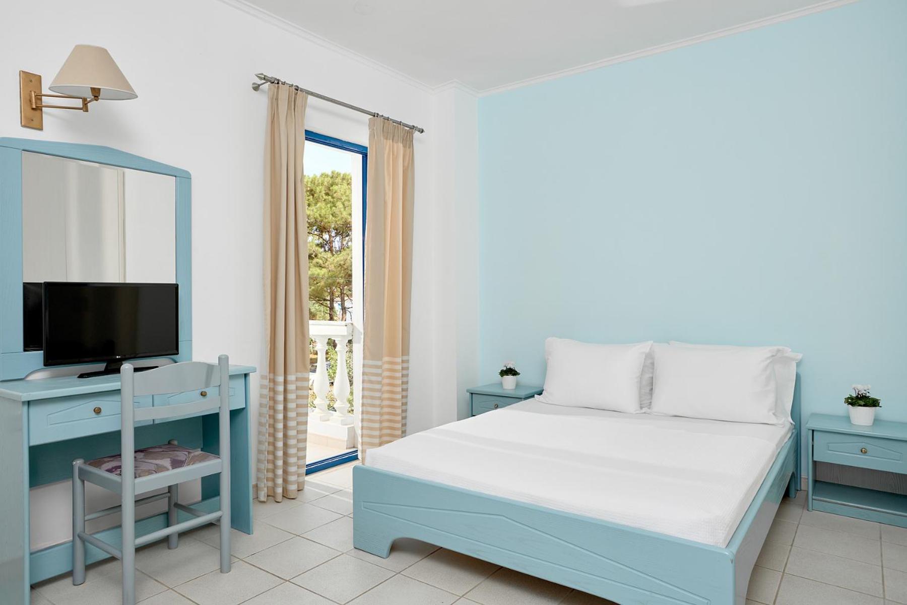 Large Double Room