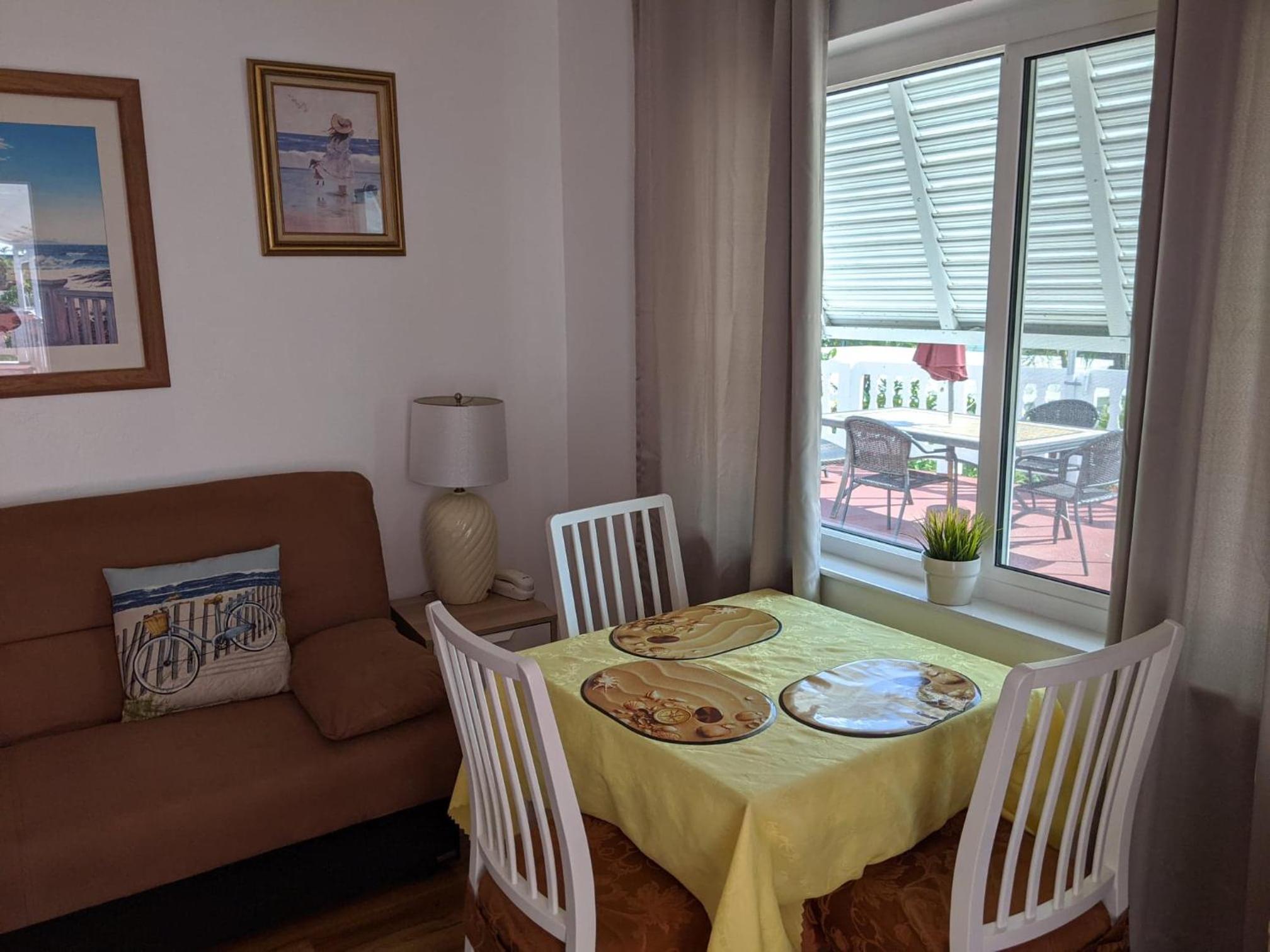 Apartment with Terrace photo 3