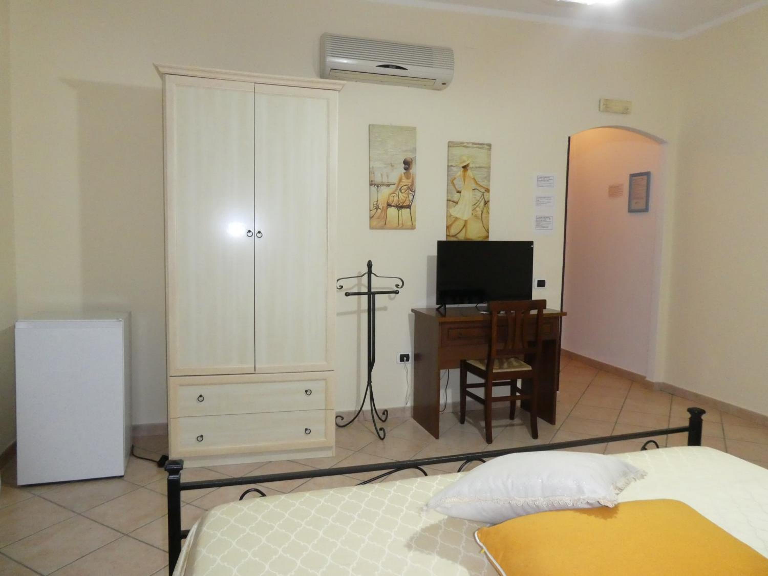 Triple Room - Photo 20