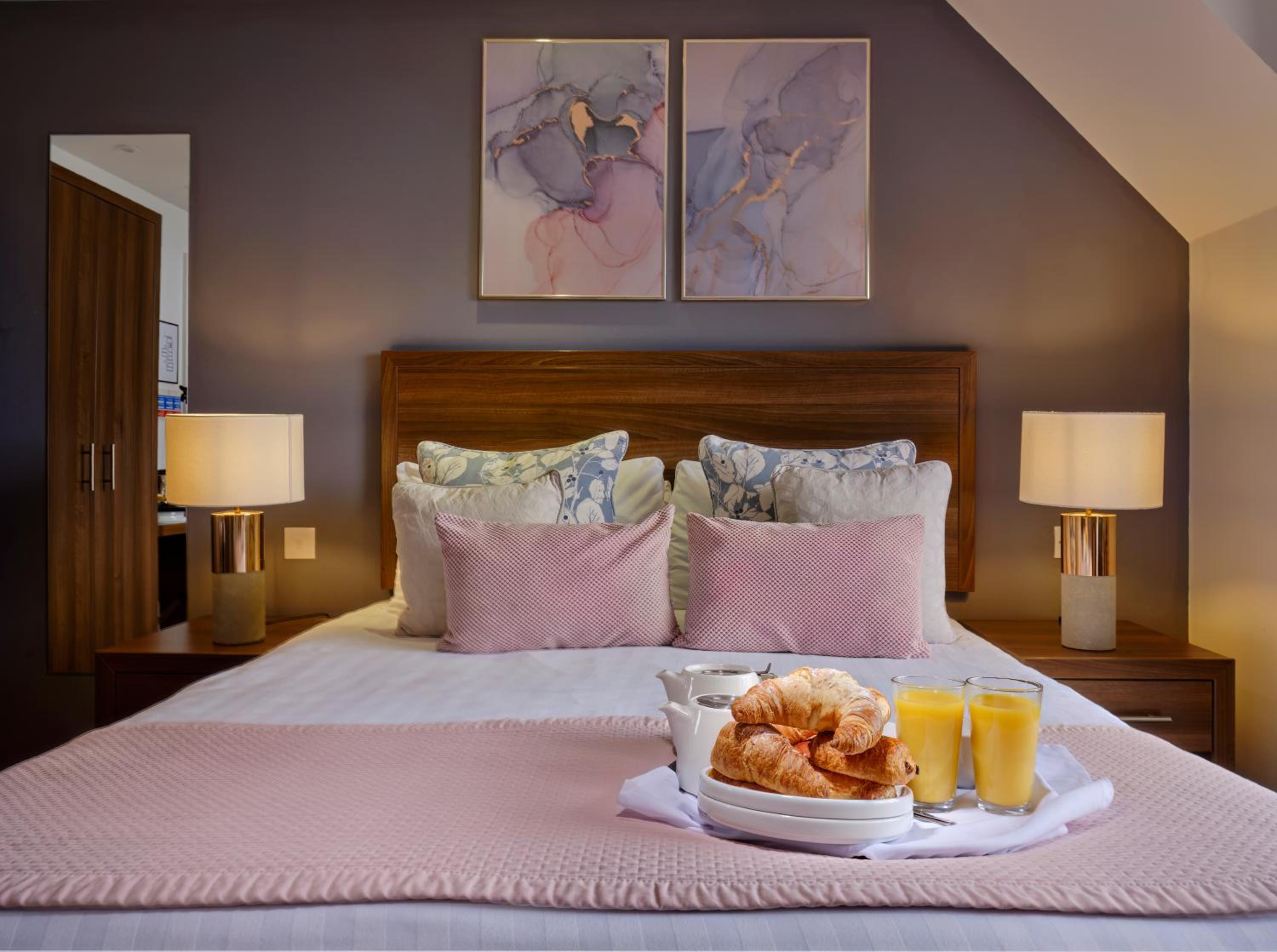 Classic Double Room with Balcony