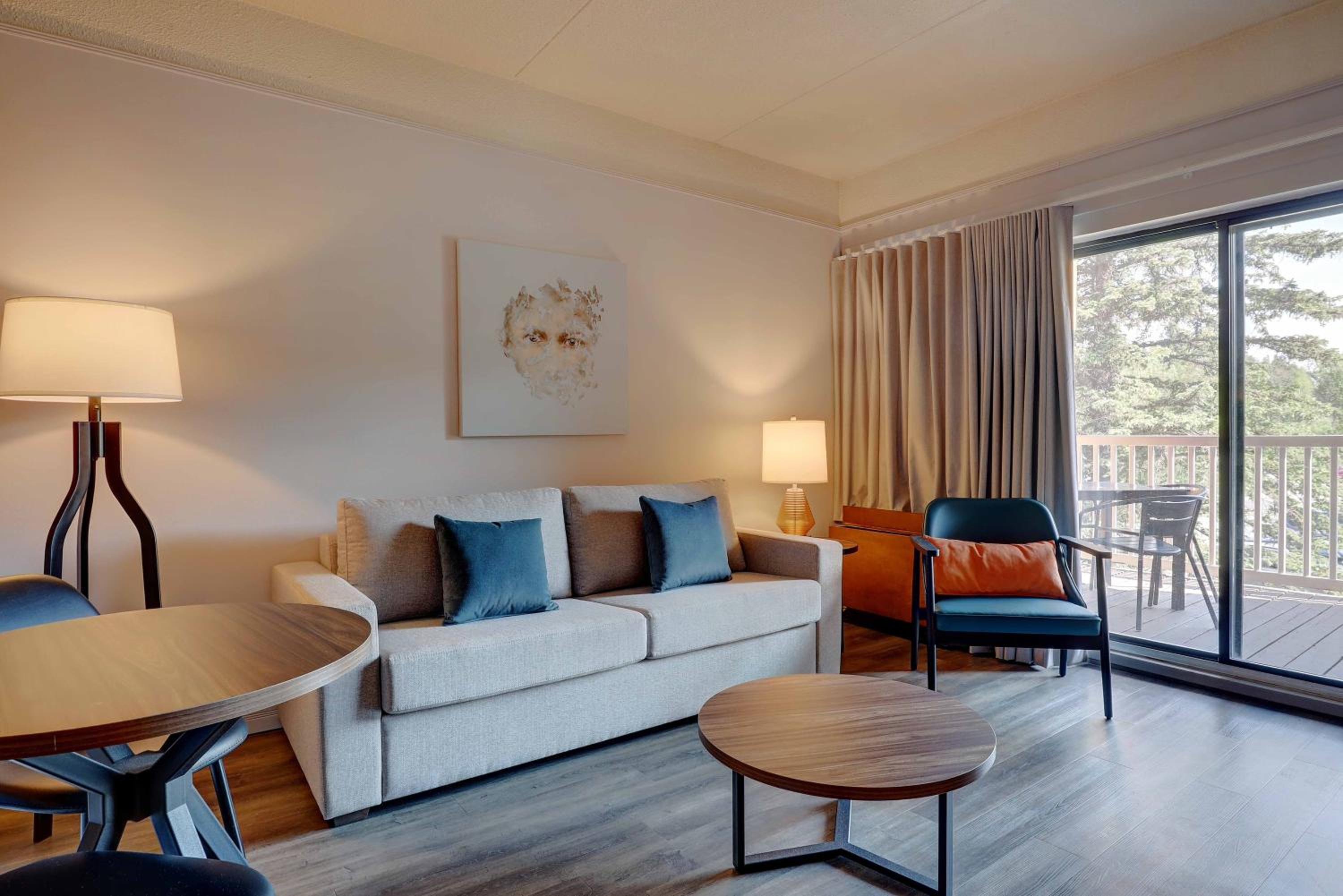 Standard Suite - Photo 5