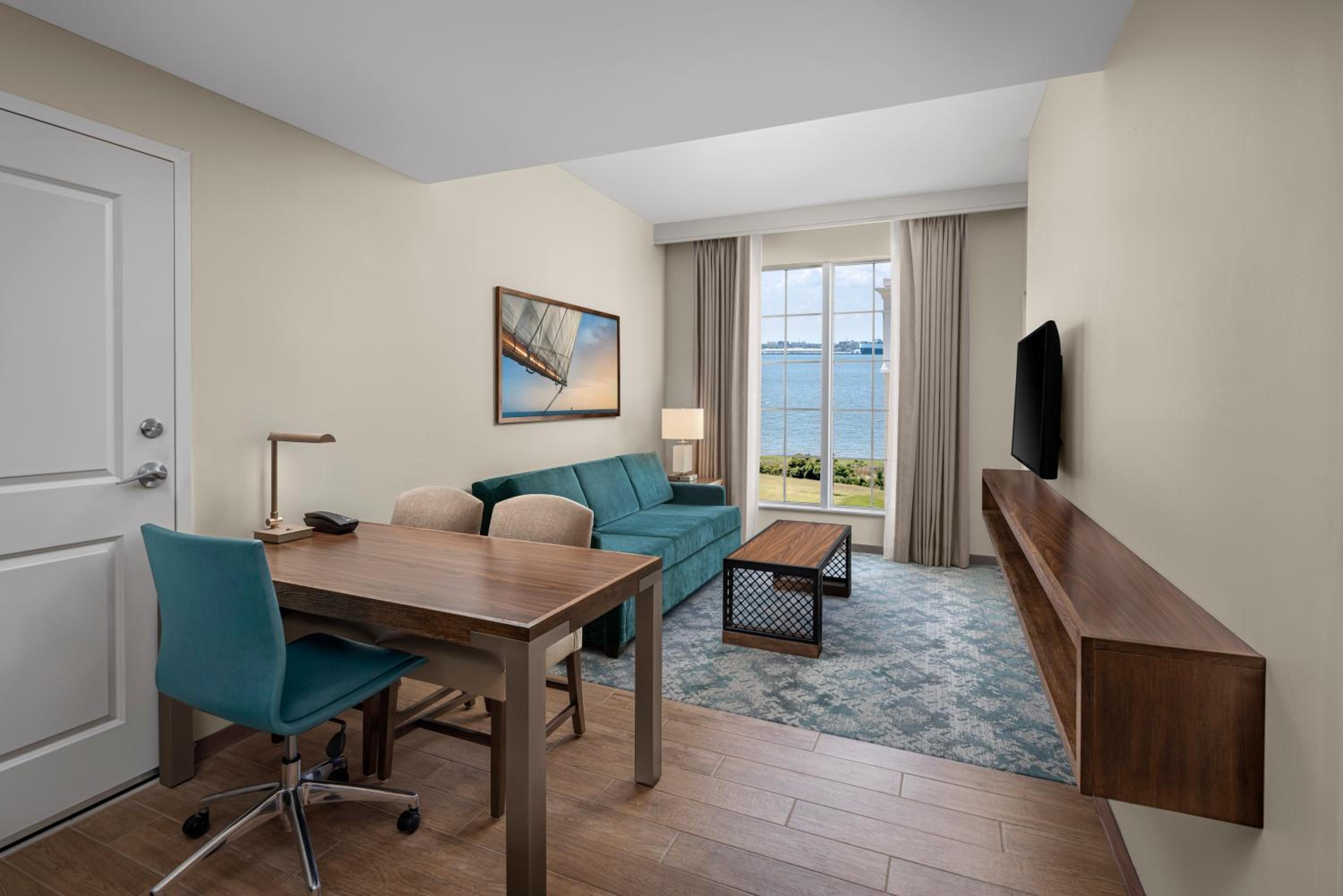 Embassy Suites by Hilton Charleston Harbor Mt. Pleasant