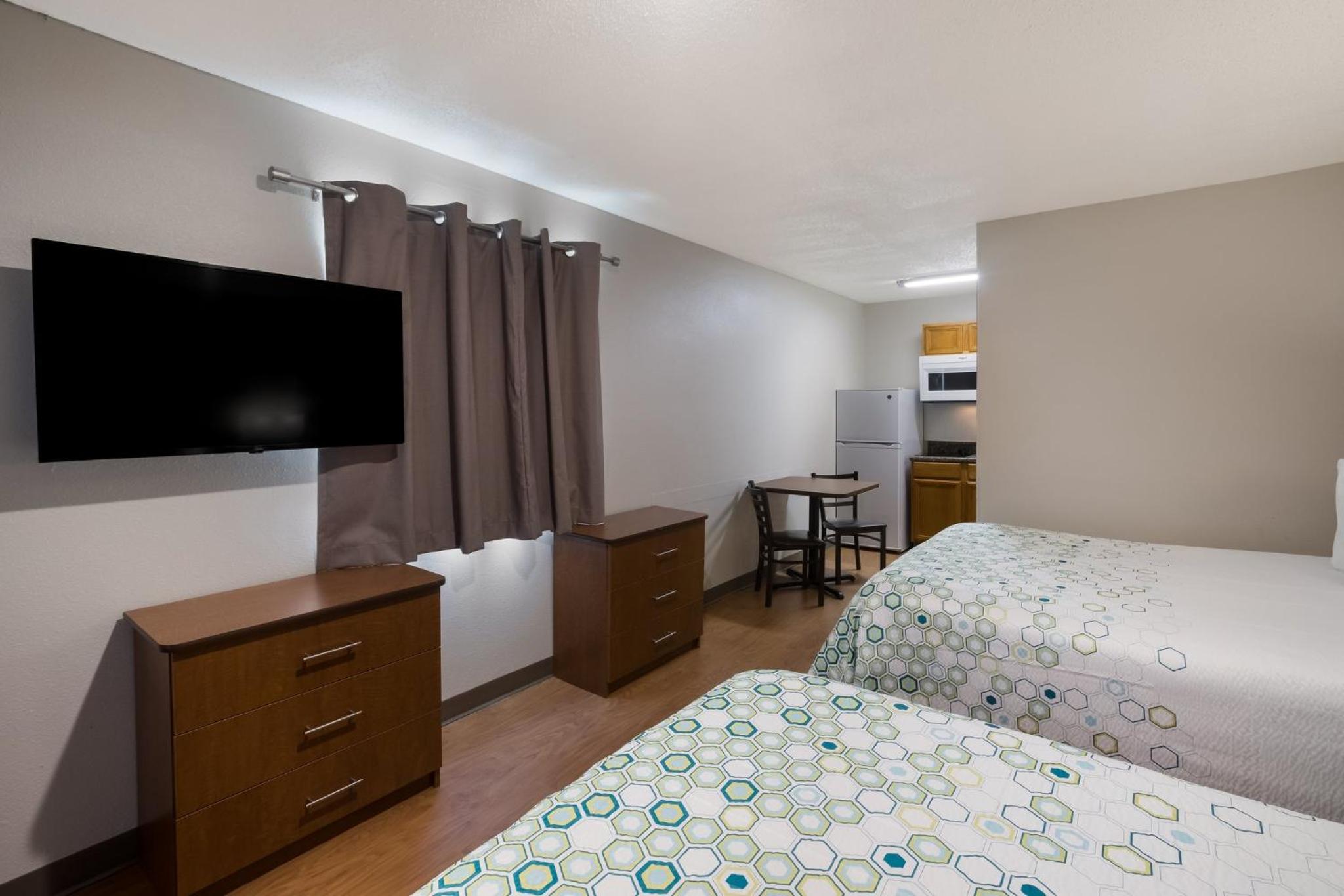 Studio Room with Two Double Beds Larger Room Non-Smoking photo 2