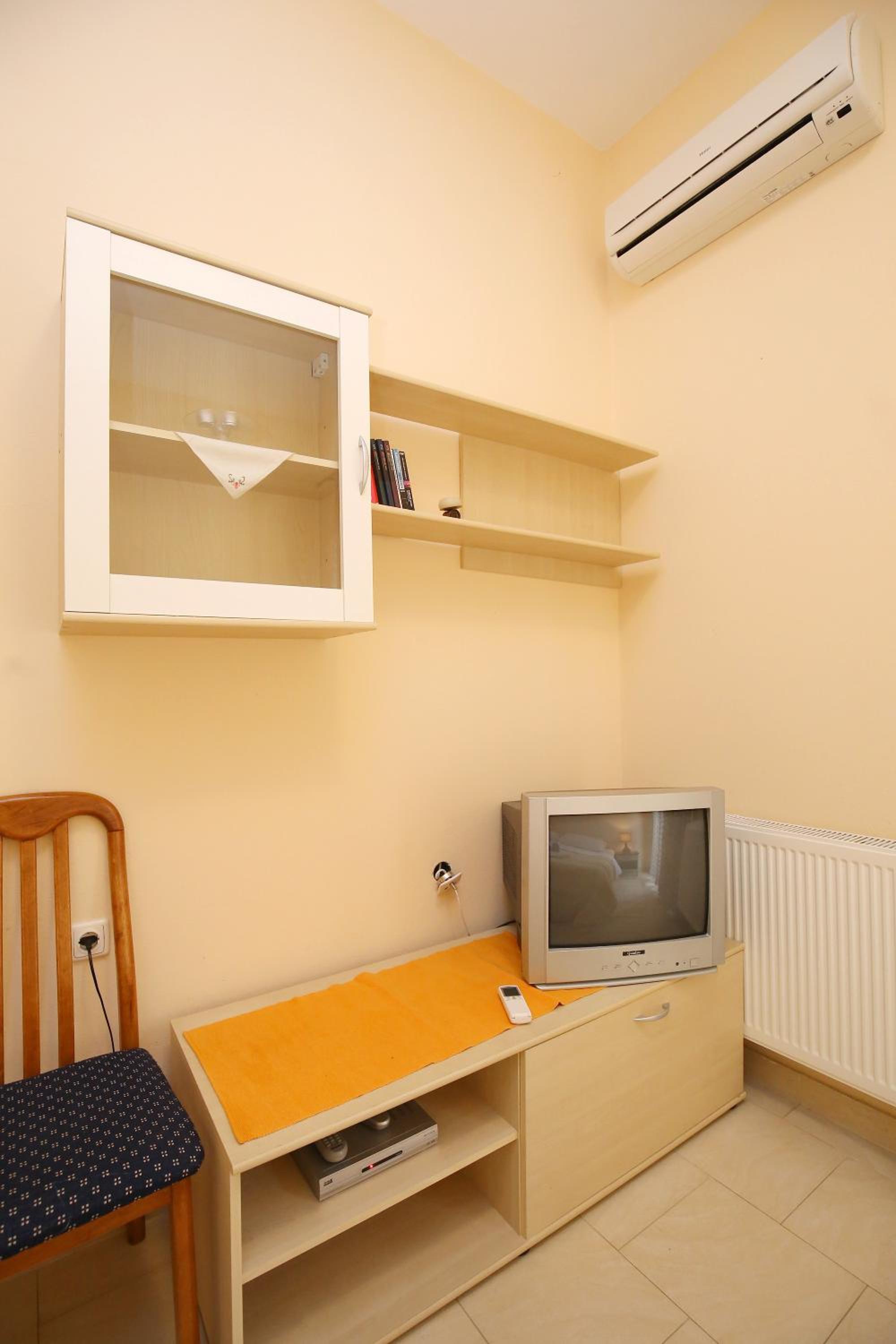 Standard Studio with Terrace (2 Adults) photo 2