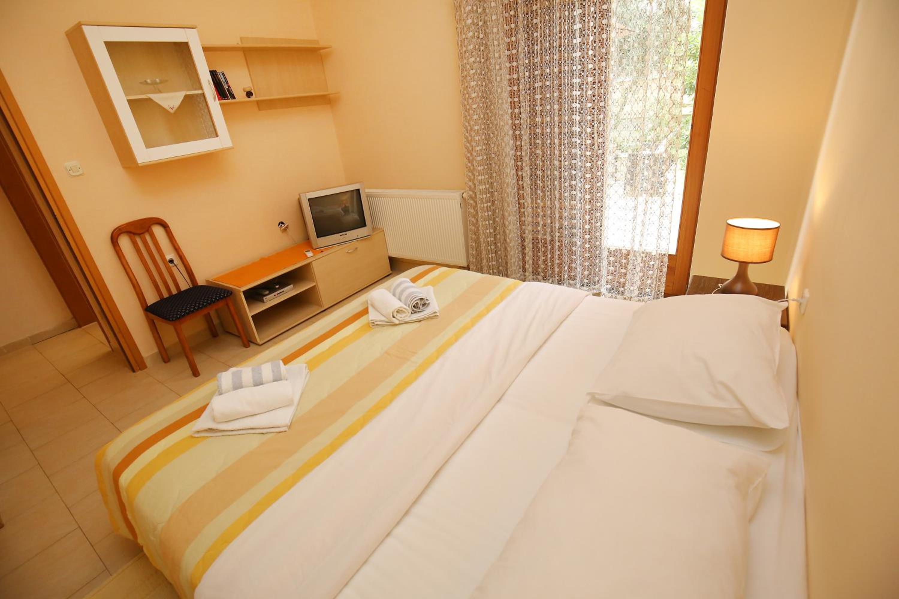 Standard Studio with Terrace (2 Adults) photo 3