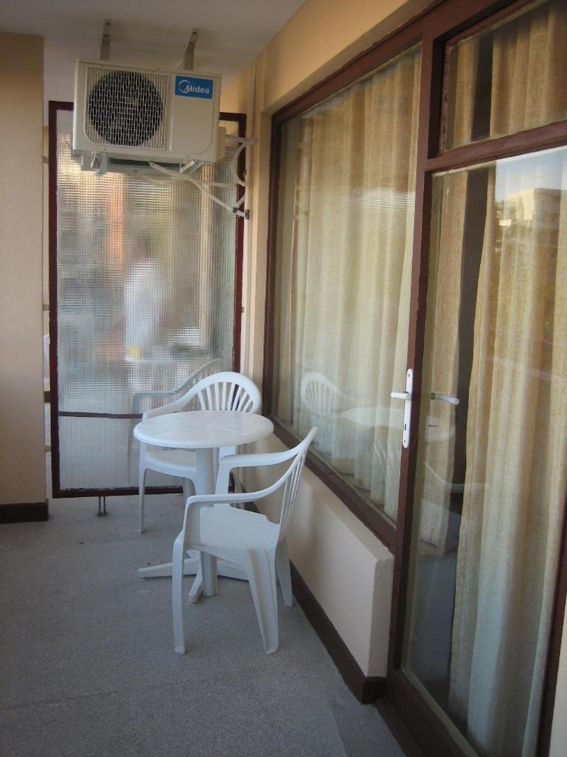 Twin Room with Balcony photo 2