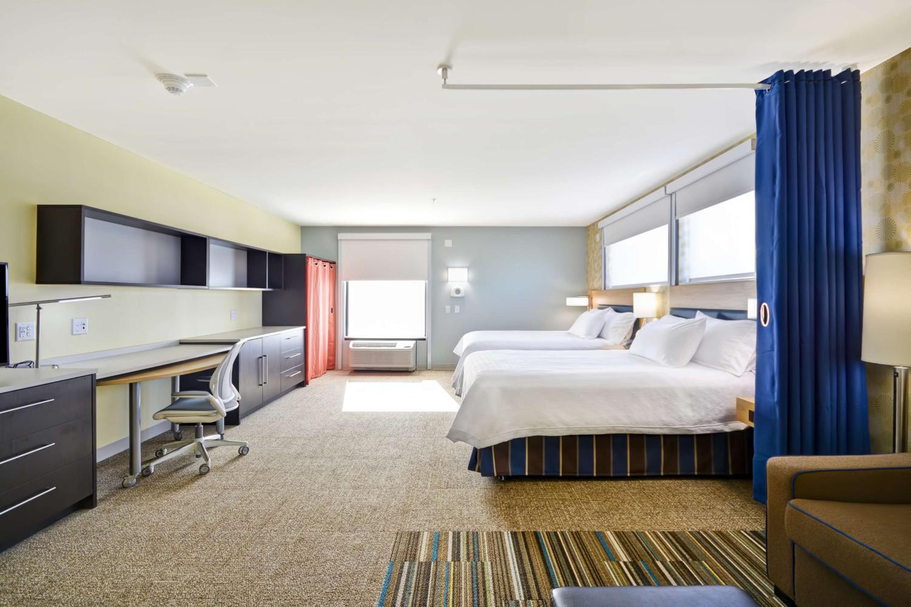 Studio Suite with Two Queen Beds - Hearing Access/Non-Smoking photo 3