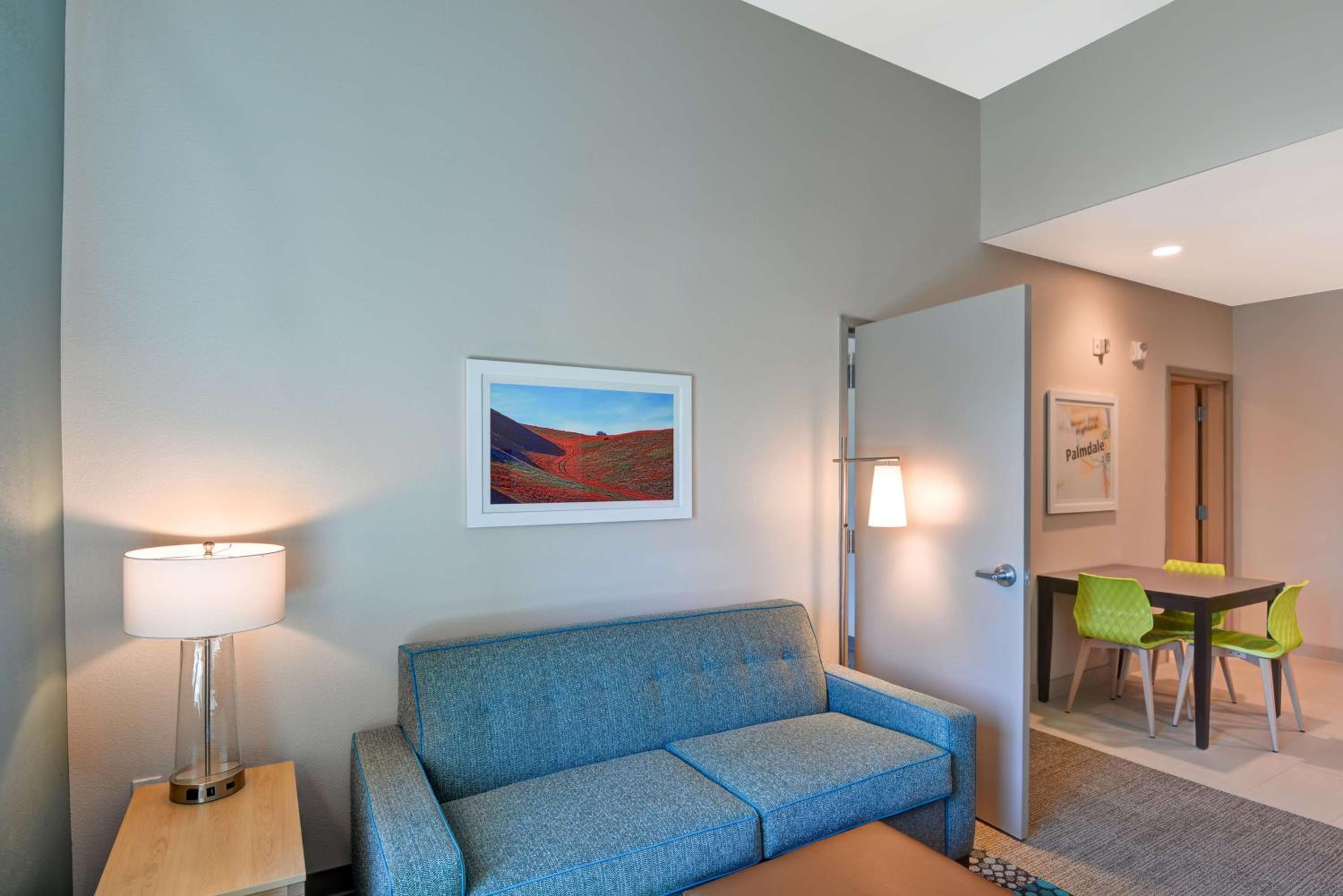 King Suite - Hearing Access/Non-Smoking photo 1