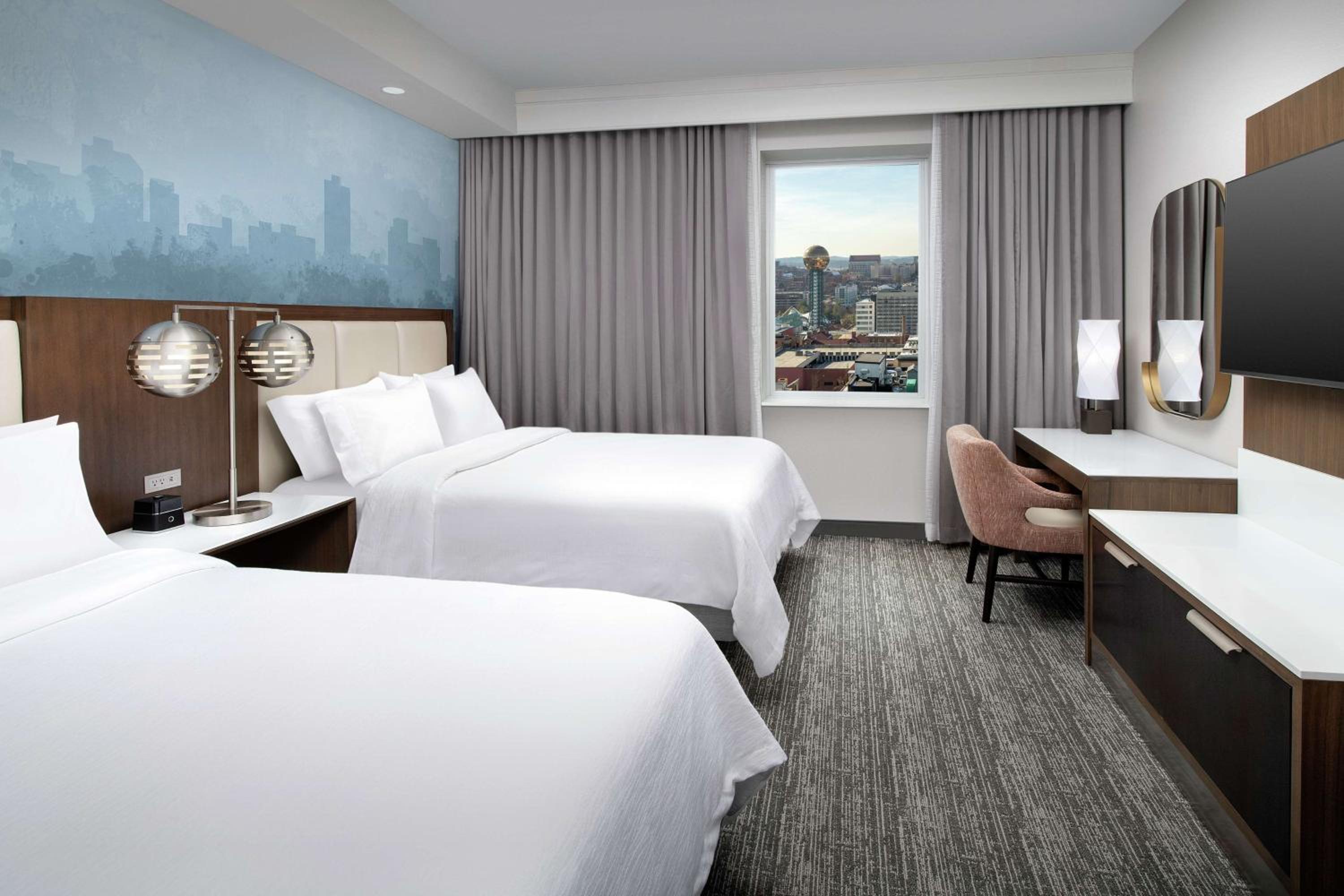 Two-Room Queen Suite with Two Queen Beds - Photo 1