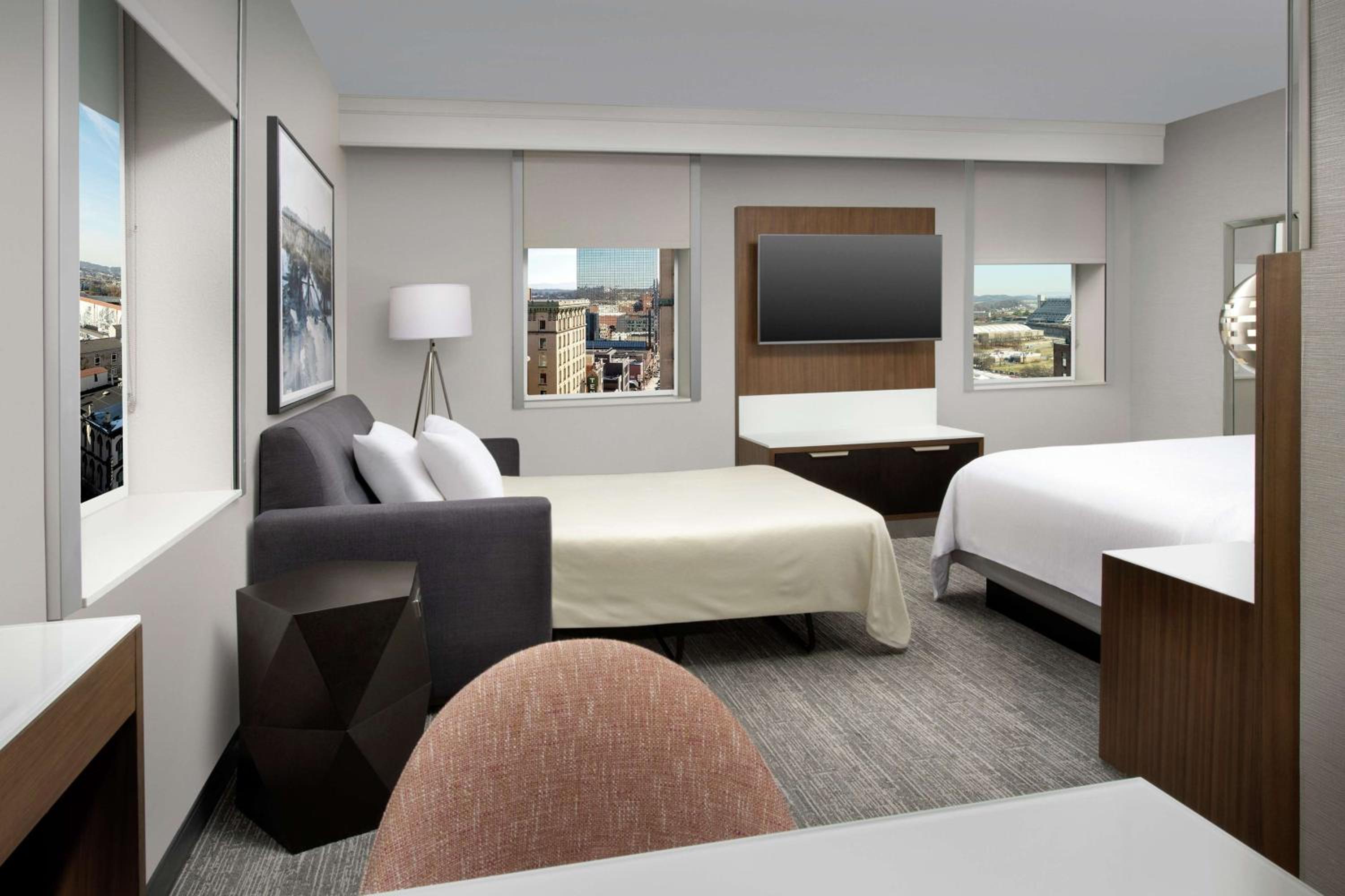 King Studio Suite - Photo 5