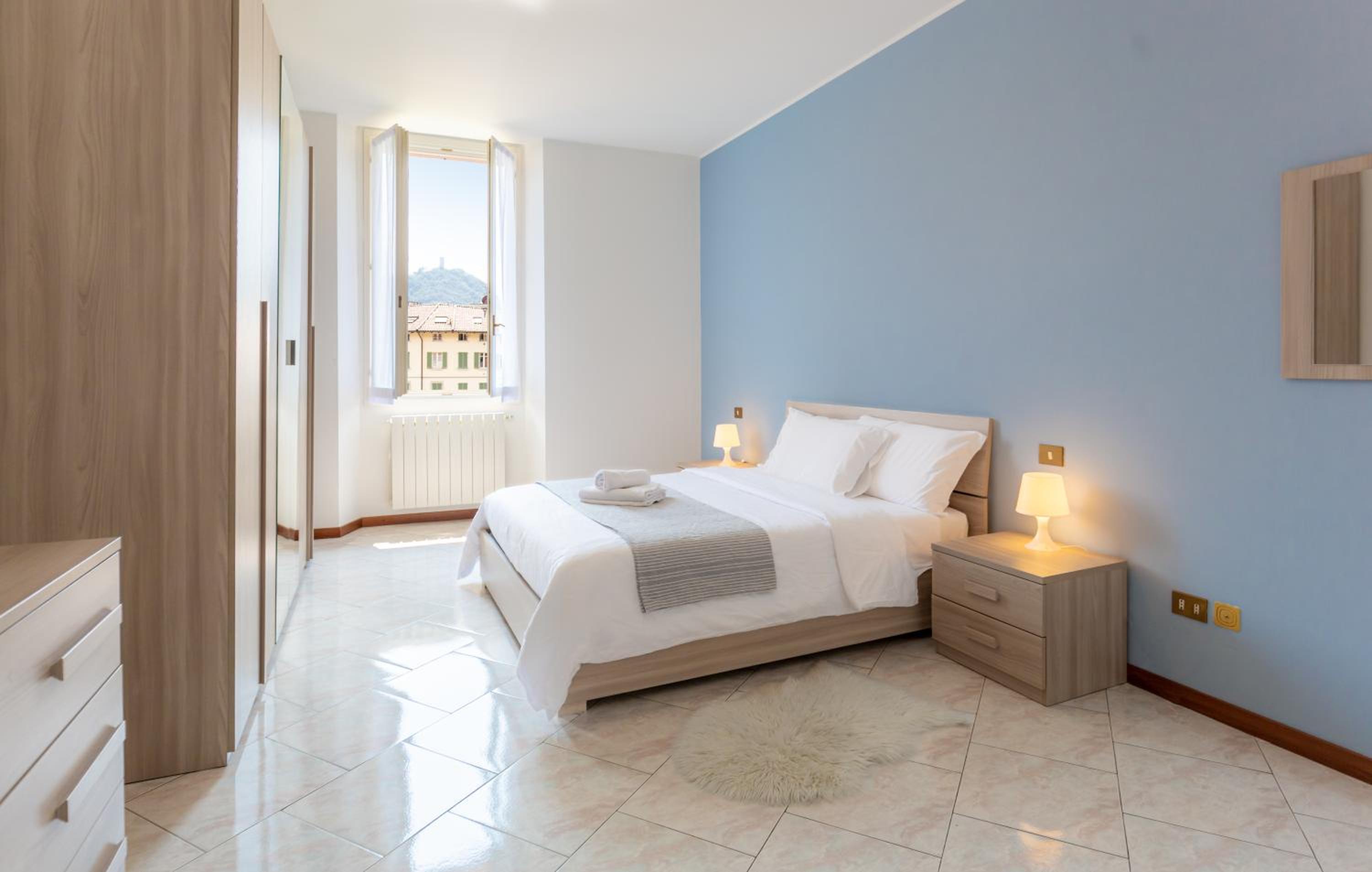 Superior One-Bedroom Apartment with Balcony