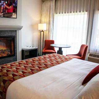 Standard King Room photo 1