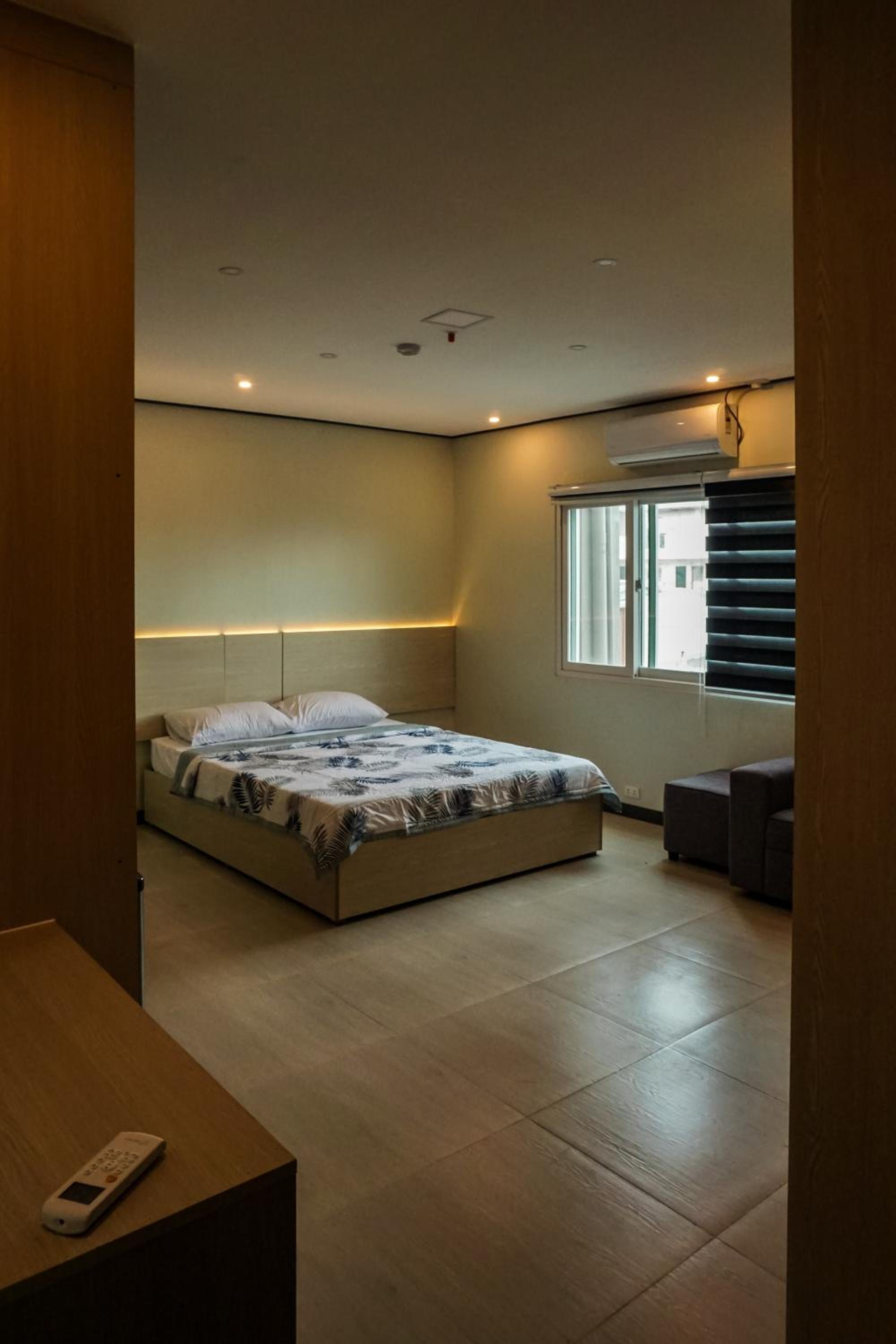 Deluxe Suite - Photo 2