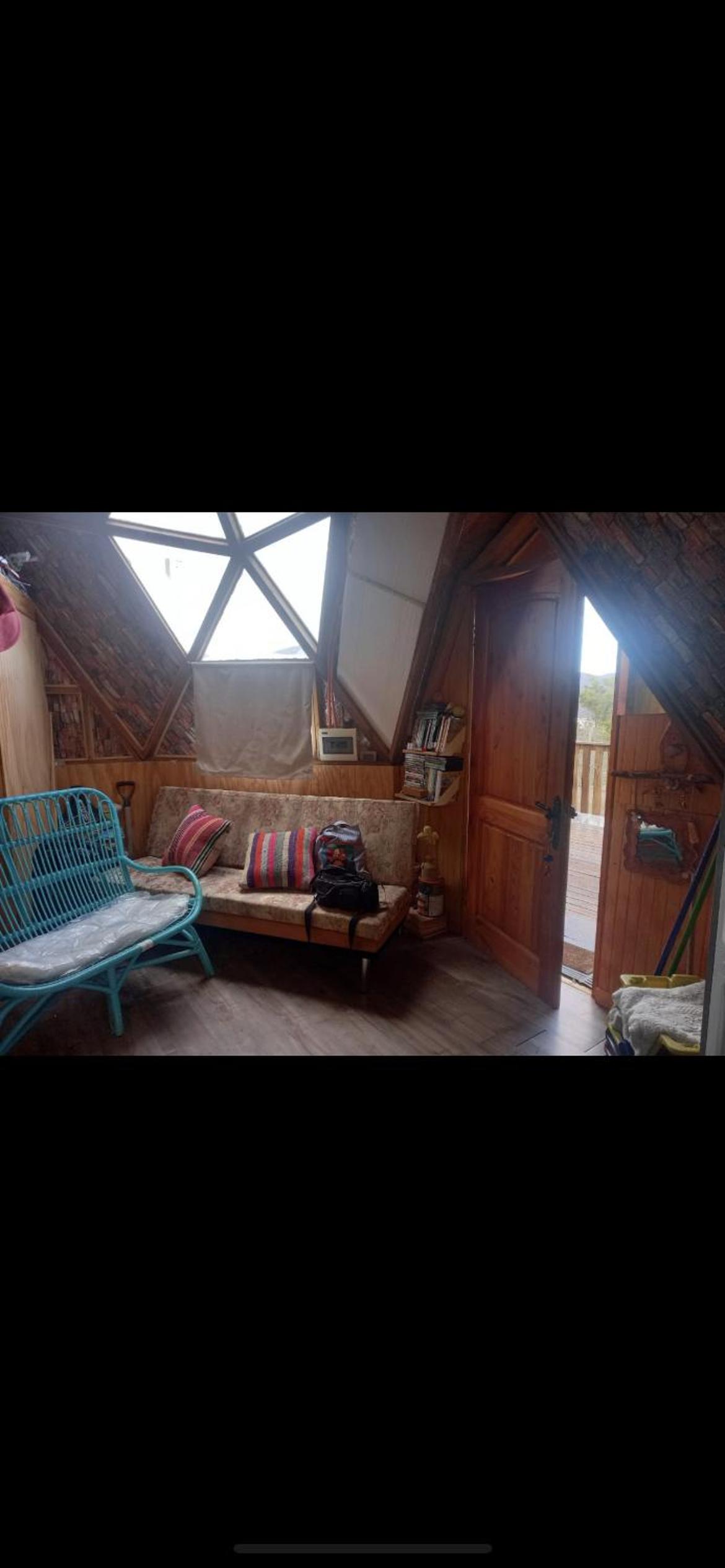 One-Bedroom House photo 1