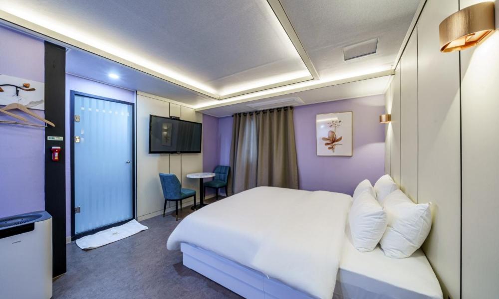Standard Double Room photo 2