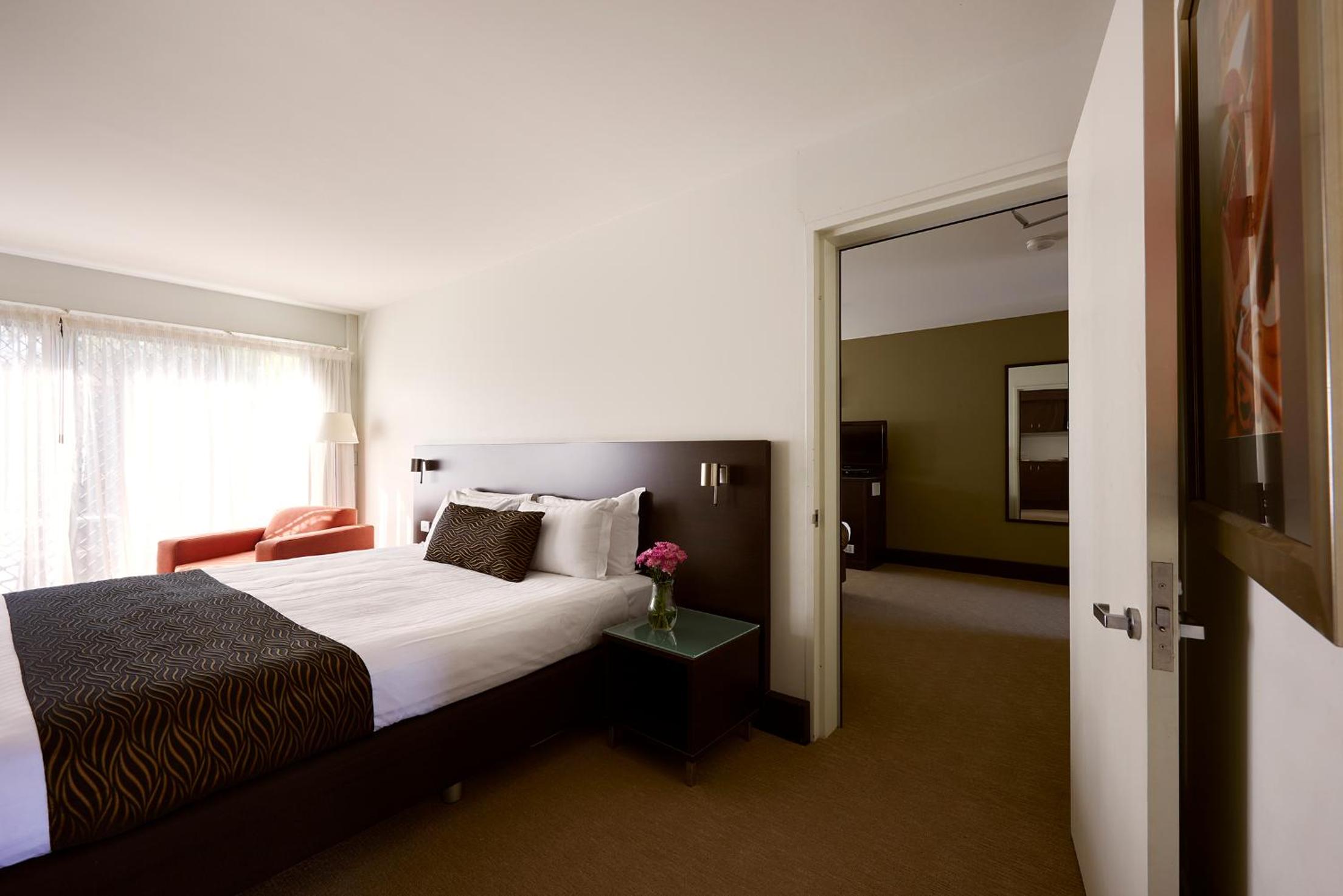 Interconnecting Family Room