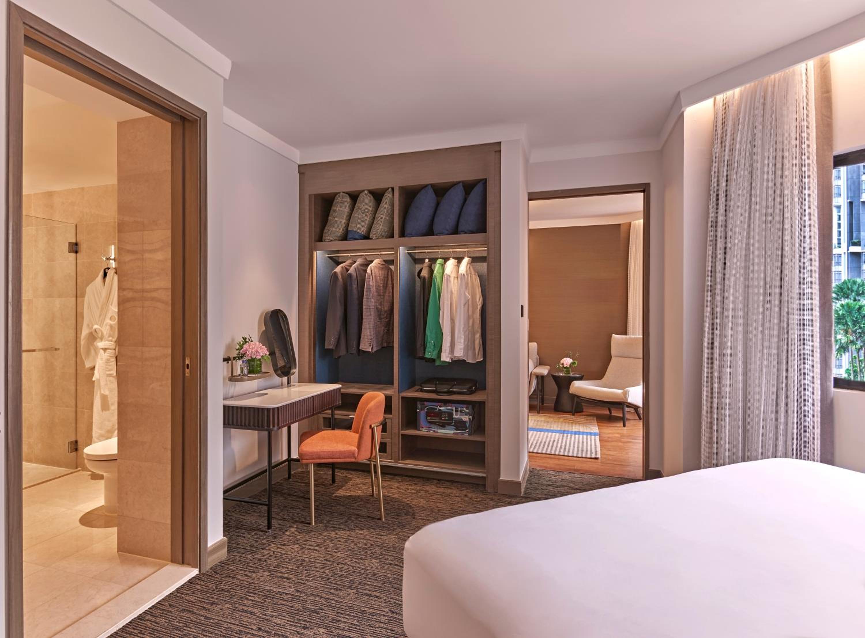 Pullman Suite, 1 King Bed, High Floor, Lounge Access photo 2