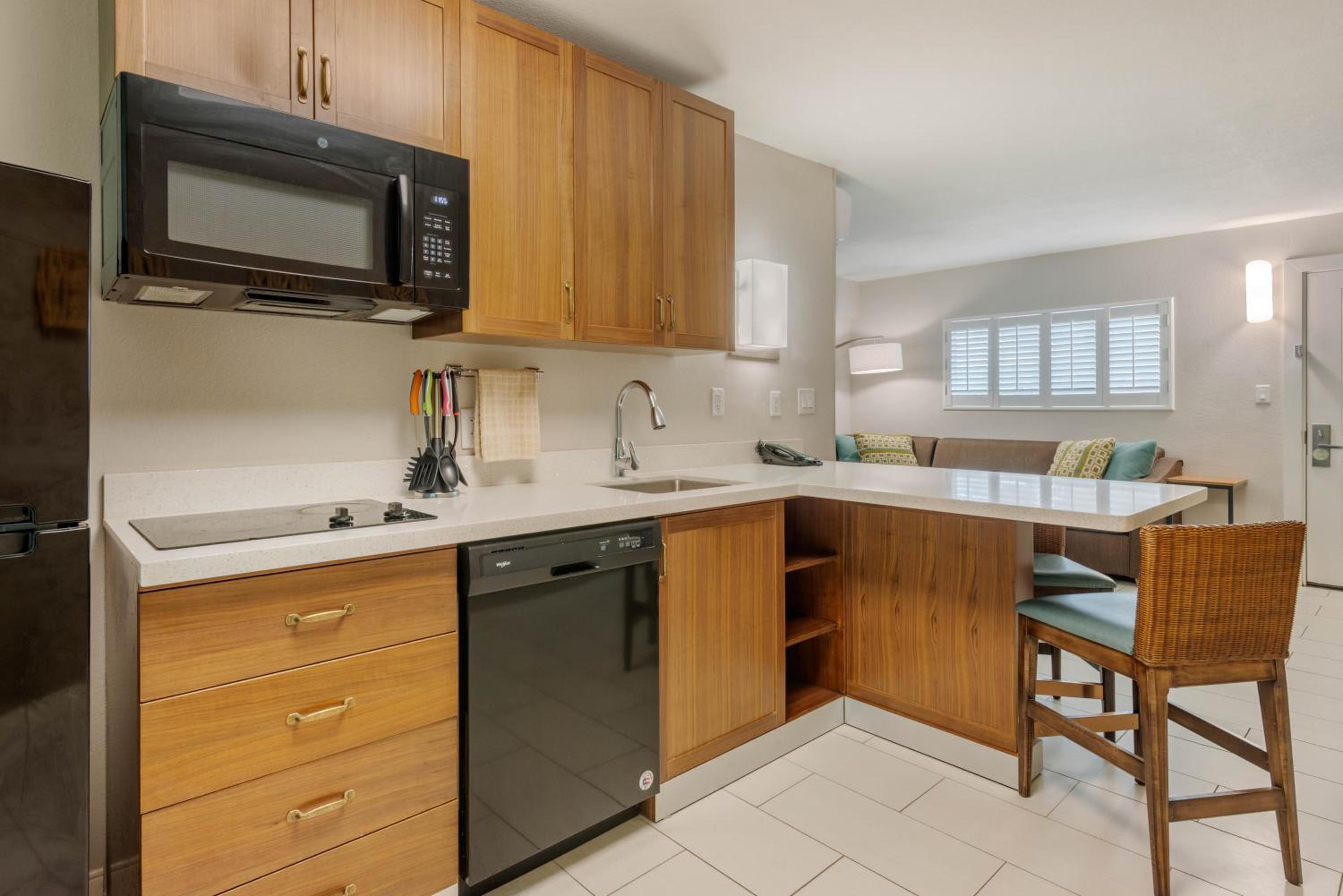 One Bedroom Double Suite - Photo 4