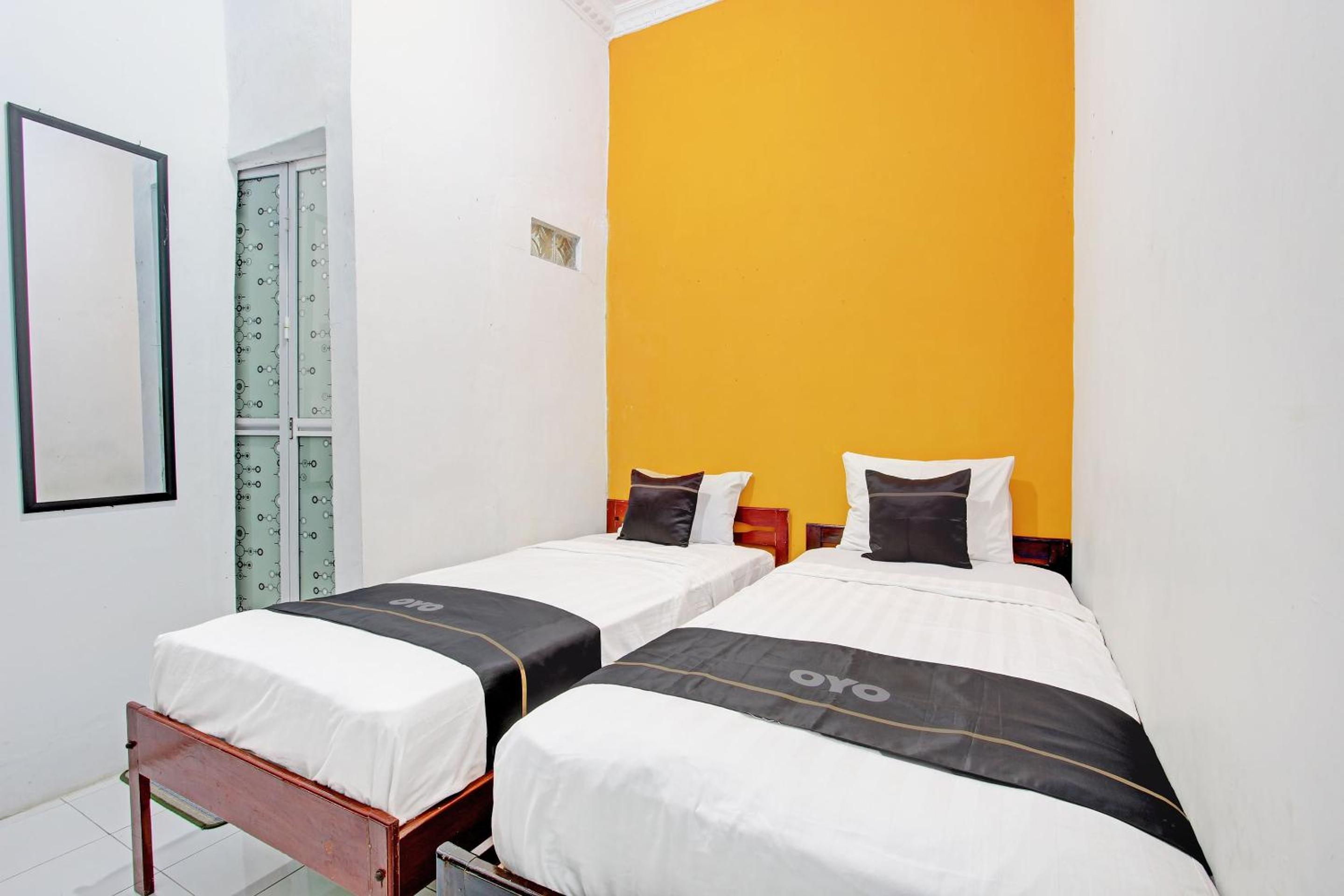 Standard Twin Room photo 1