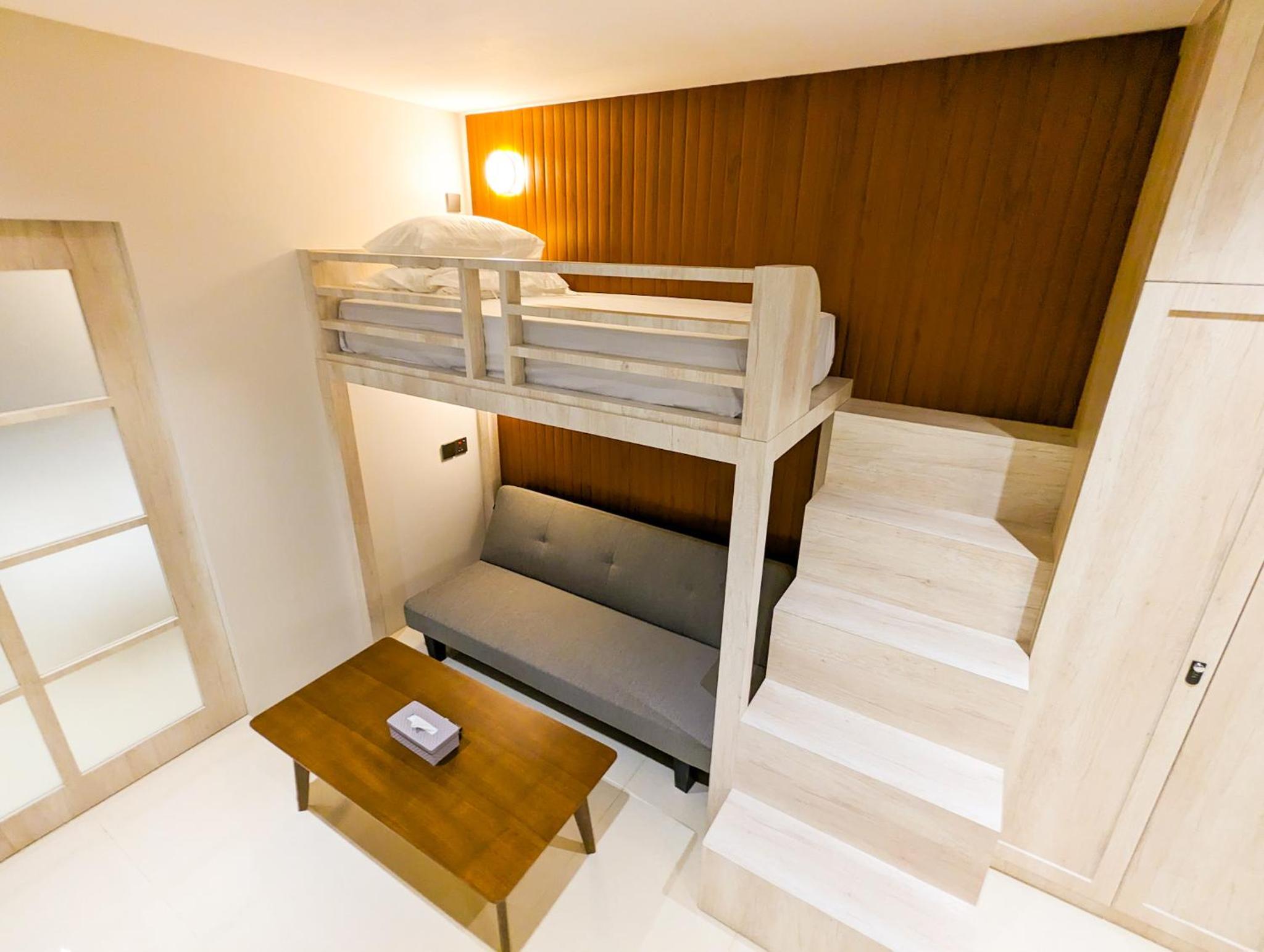 Studio Apartment - Photo 31