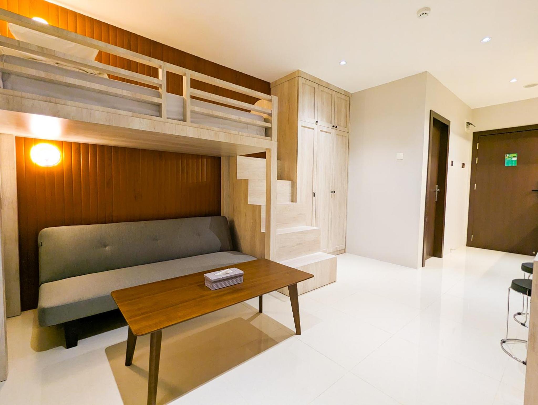 Studio Apartment - Photo 27