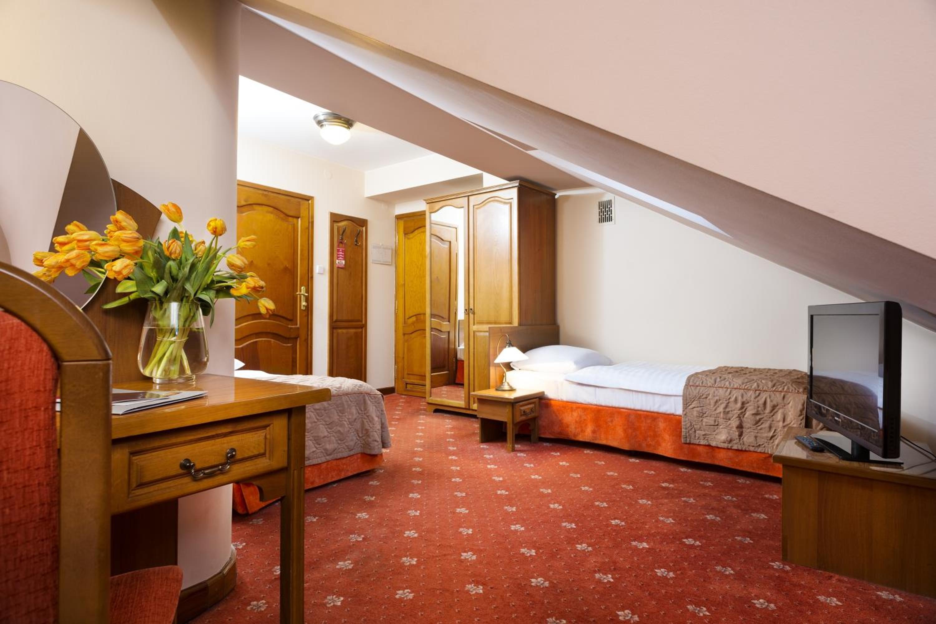 Triple Room - Photo 2