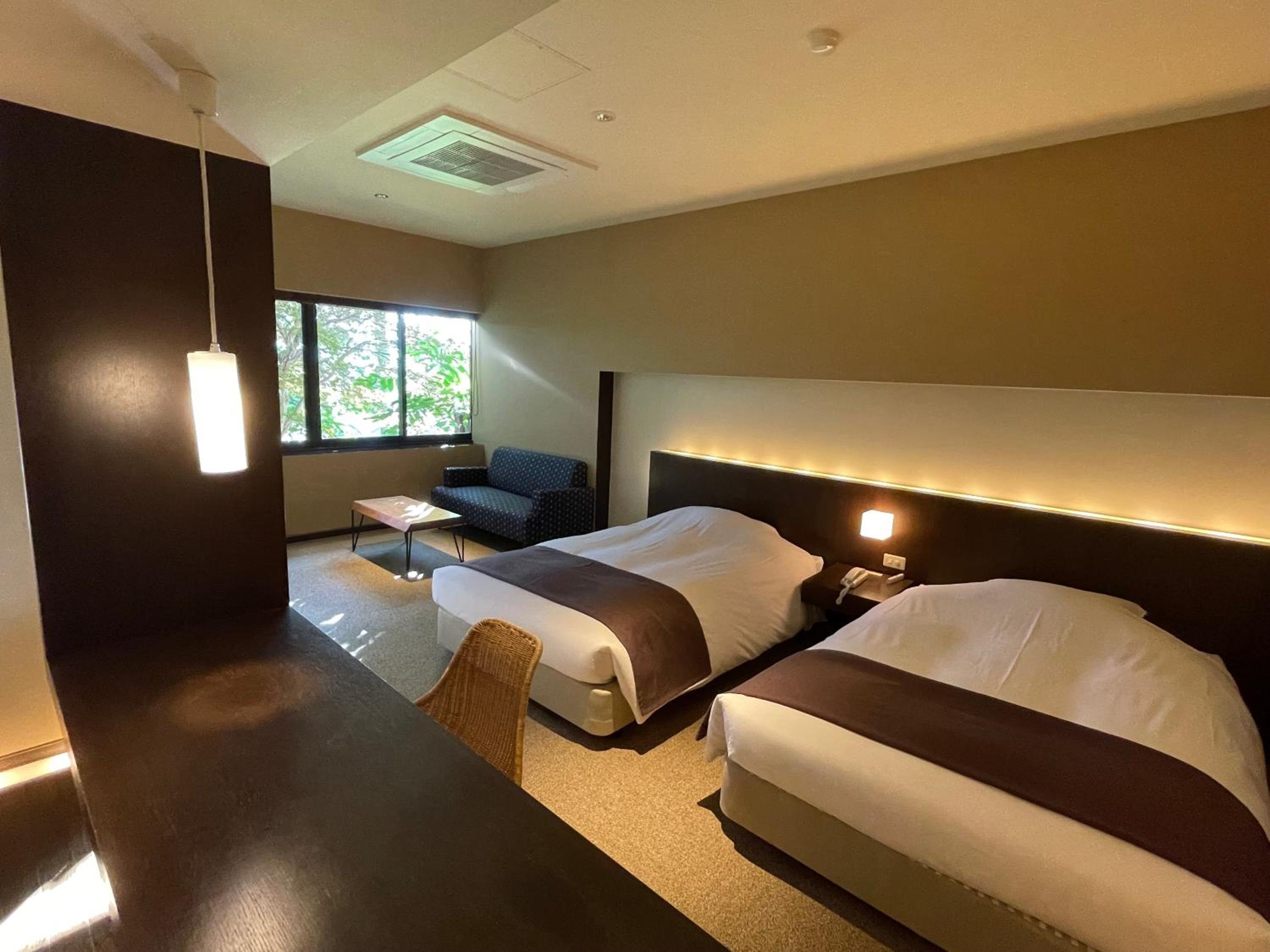 Standard Room with Hot Tub - Non-Smoking - Photo 1