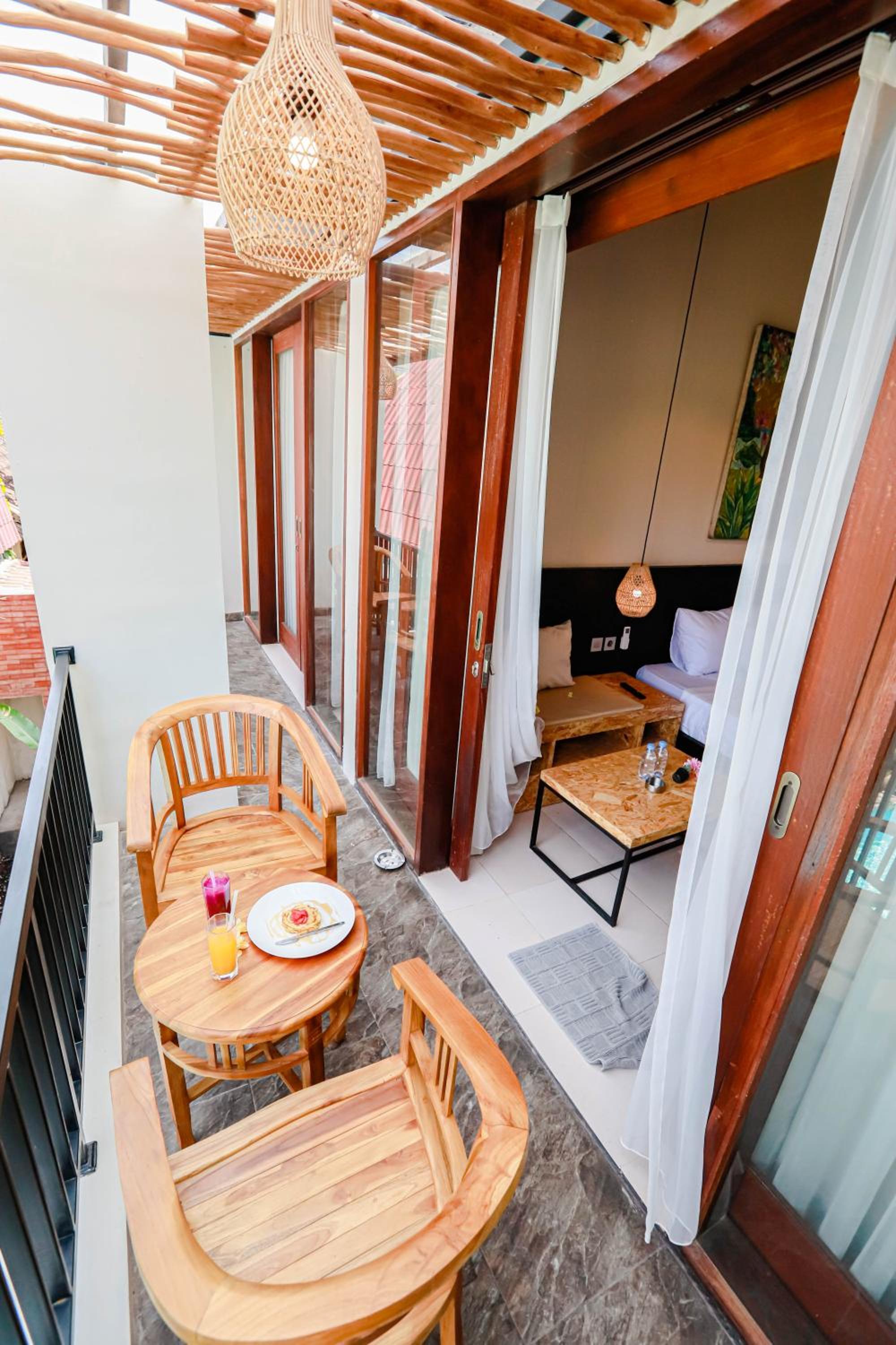 Double Room with Pool View