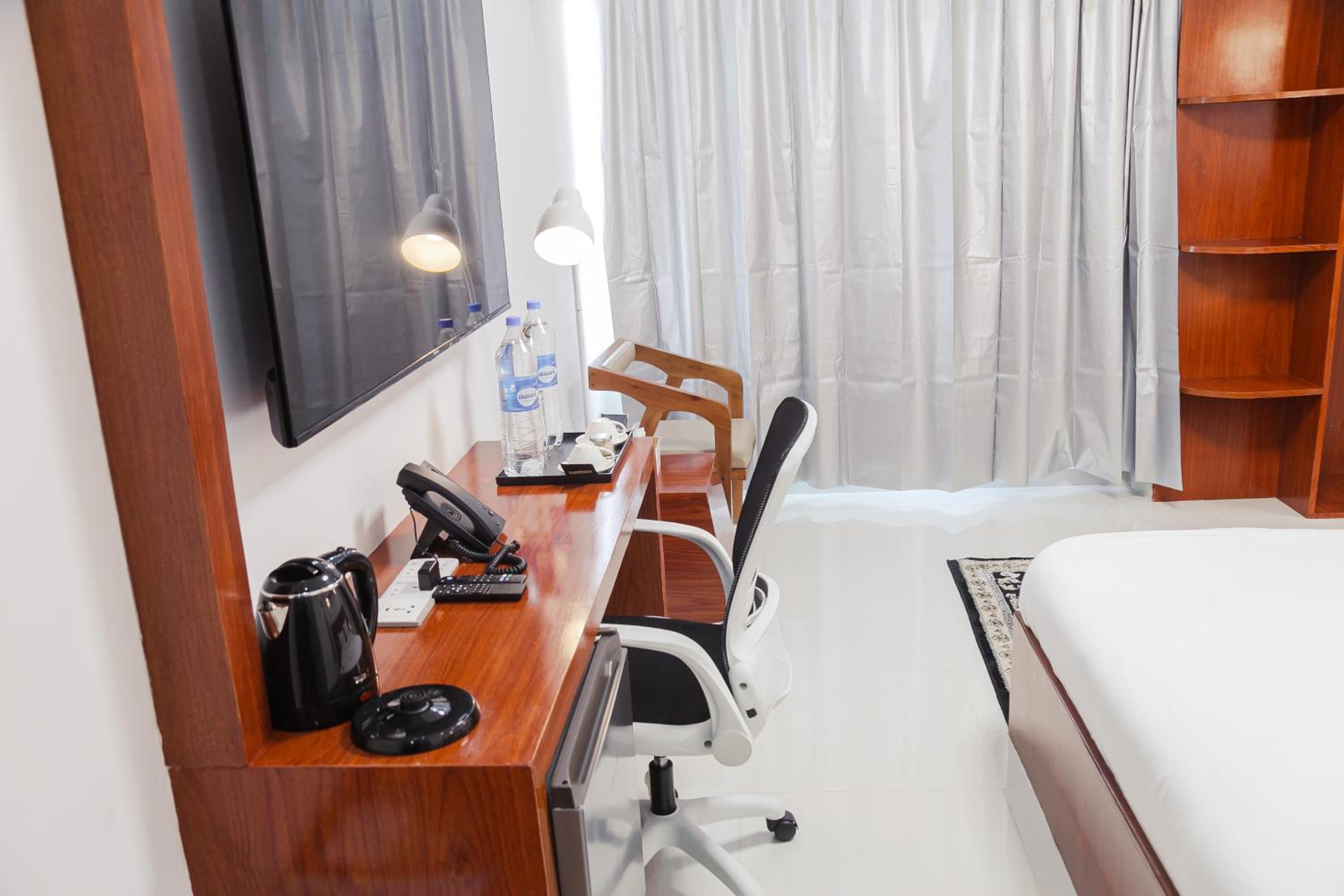 Standard Double Room - Photo 19