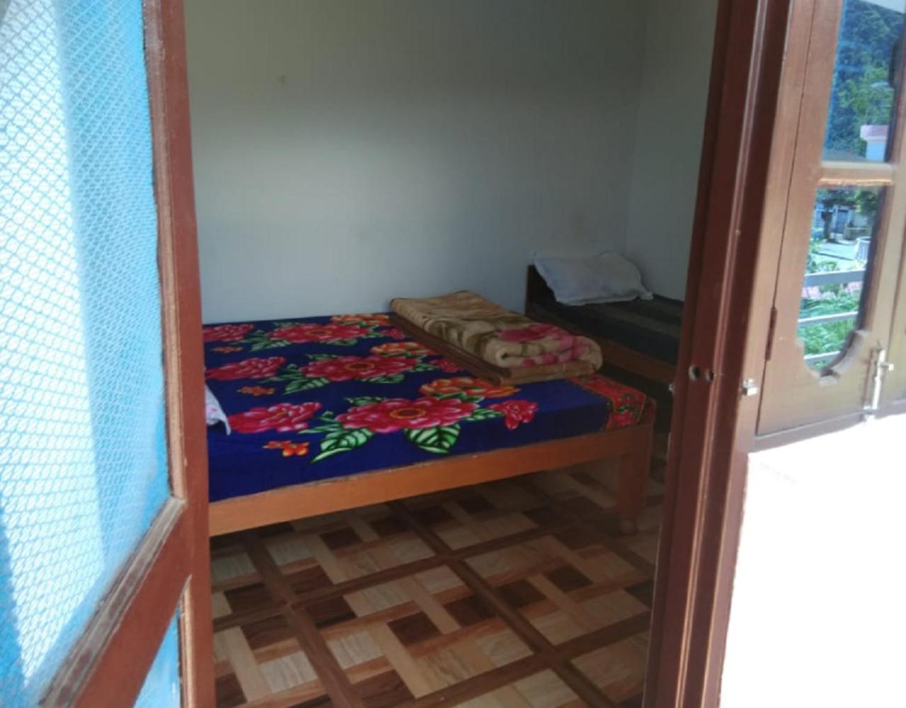 Triple Room - Photo 1